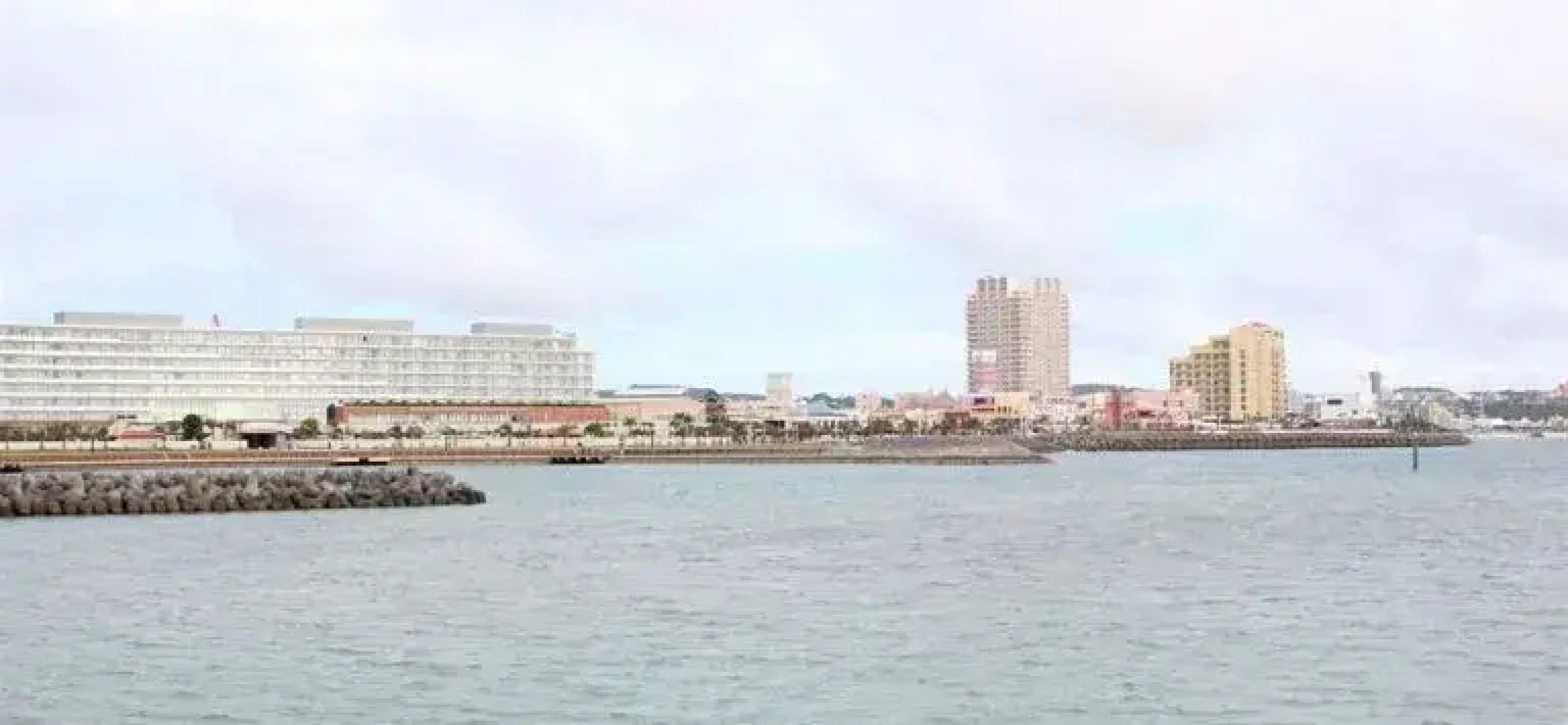 Condominium Chatanmonogatari Bayside