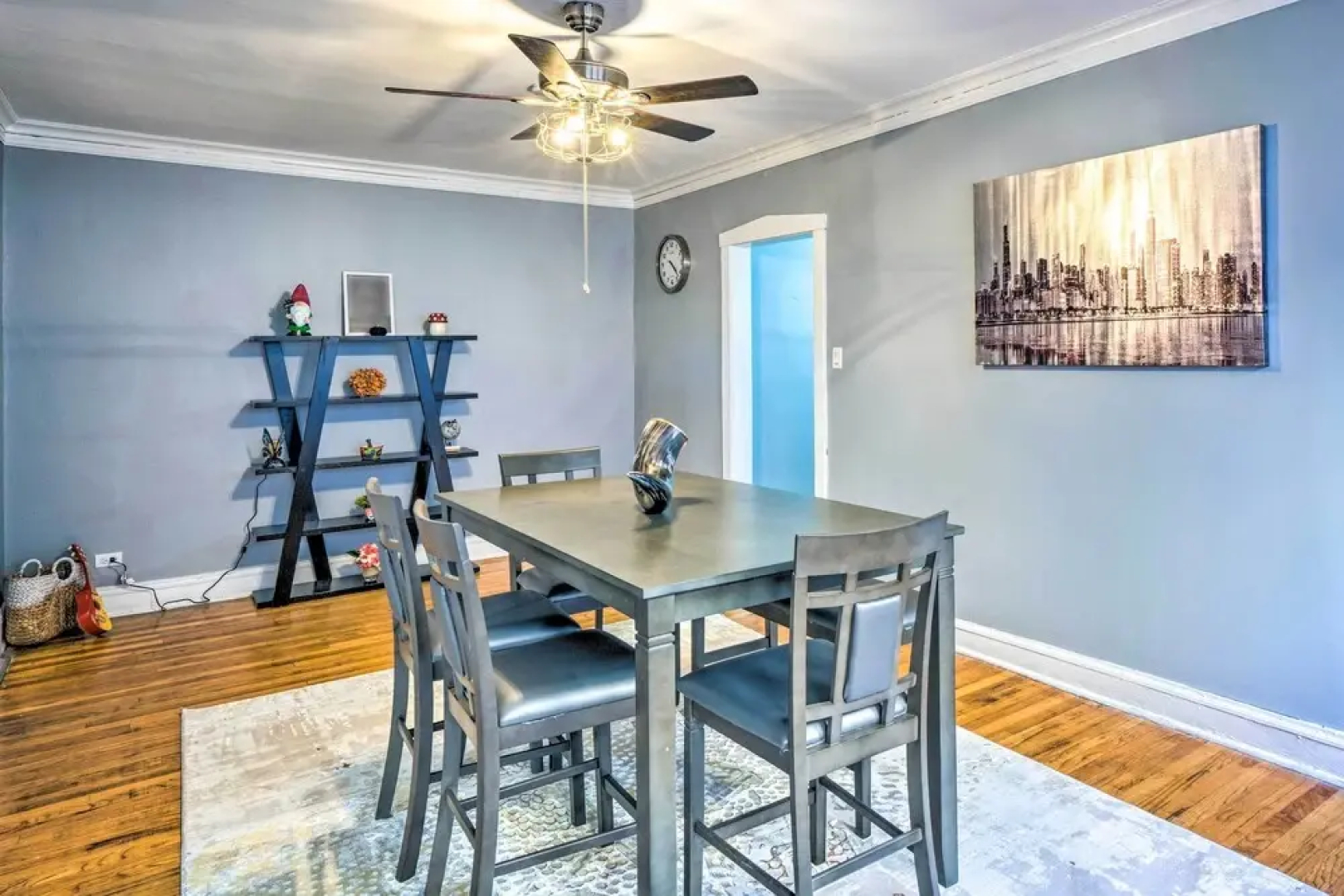 Historic Oak Park Apartment ~ 8 Mi to Downtown
