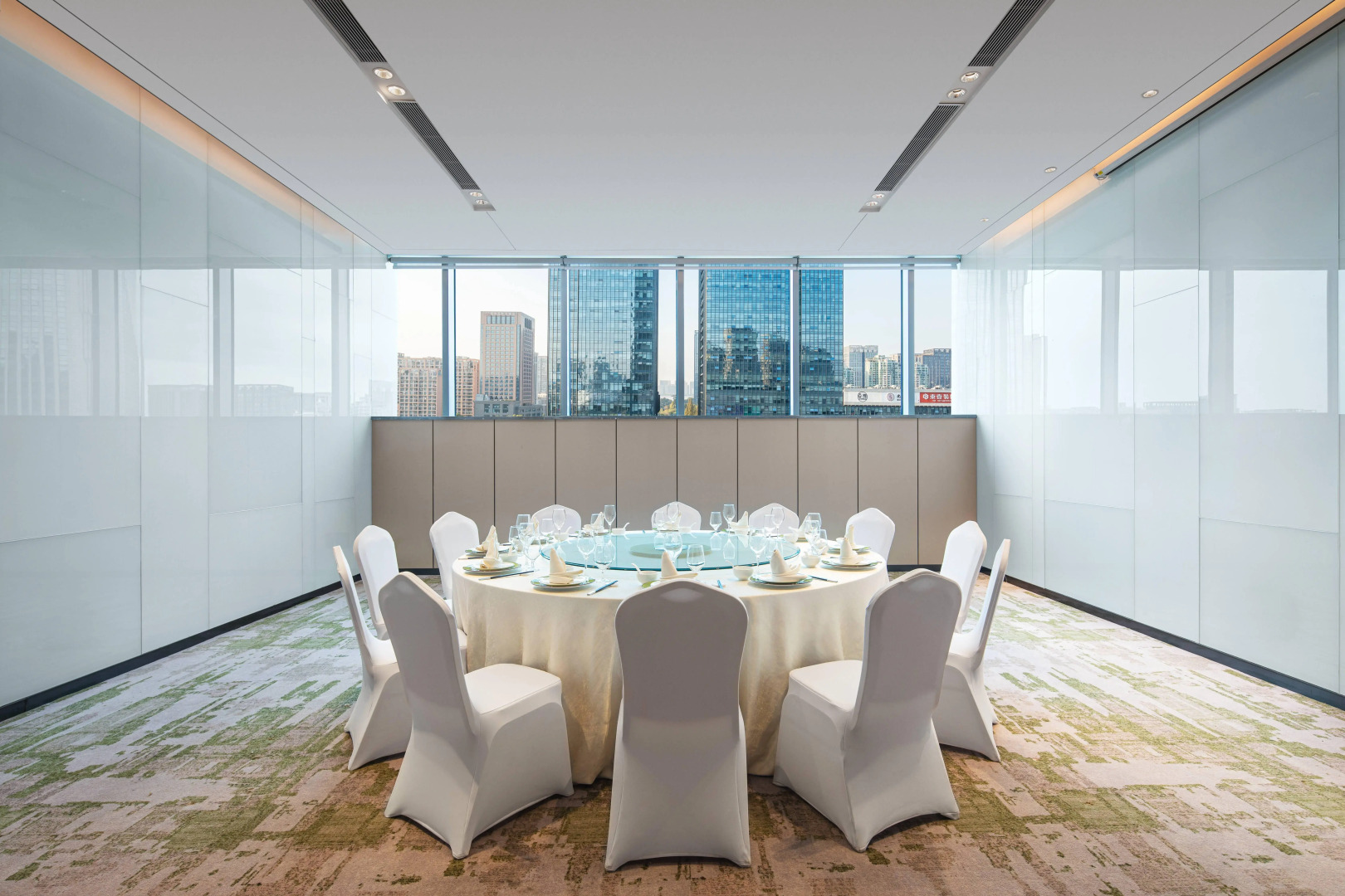 Отель Holiday Inn Hangzhou Binjiang