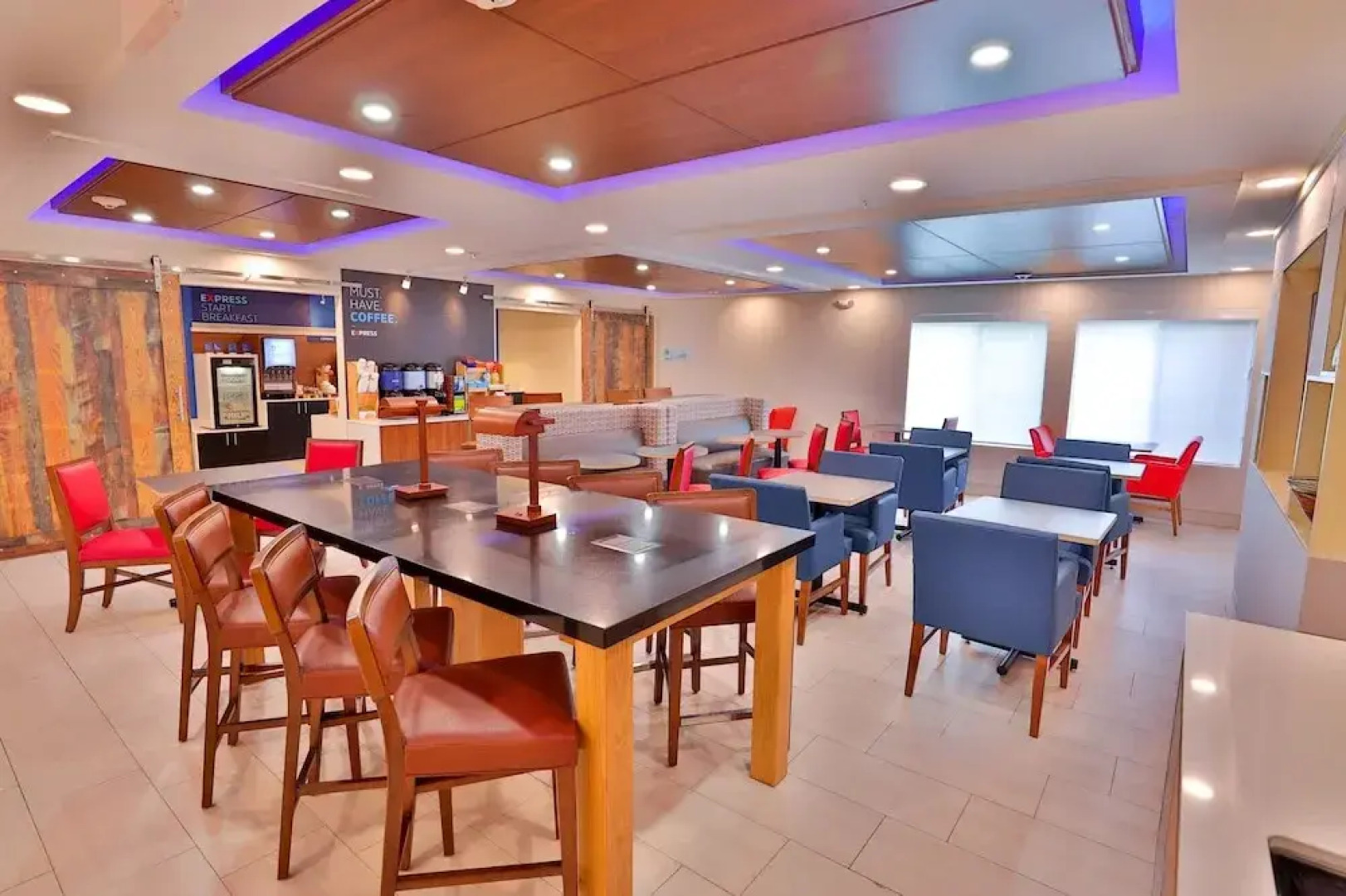 Holiday Inn Express & Suites Dickson by IHG