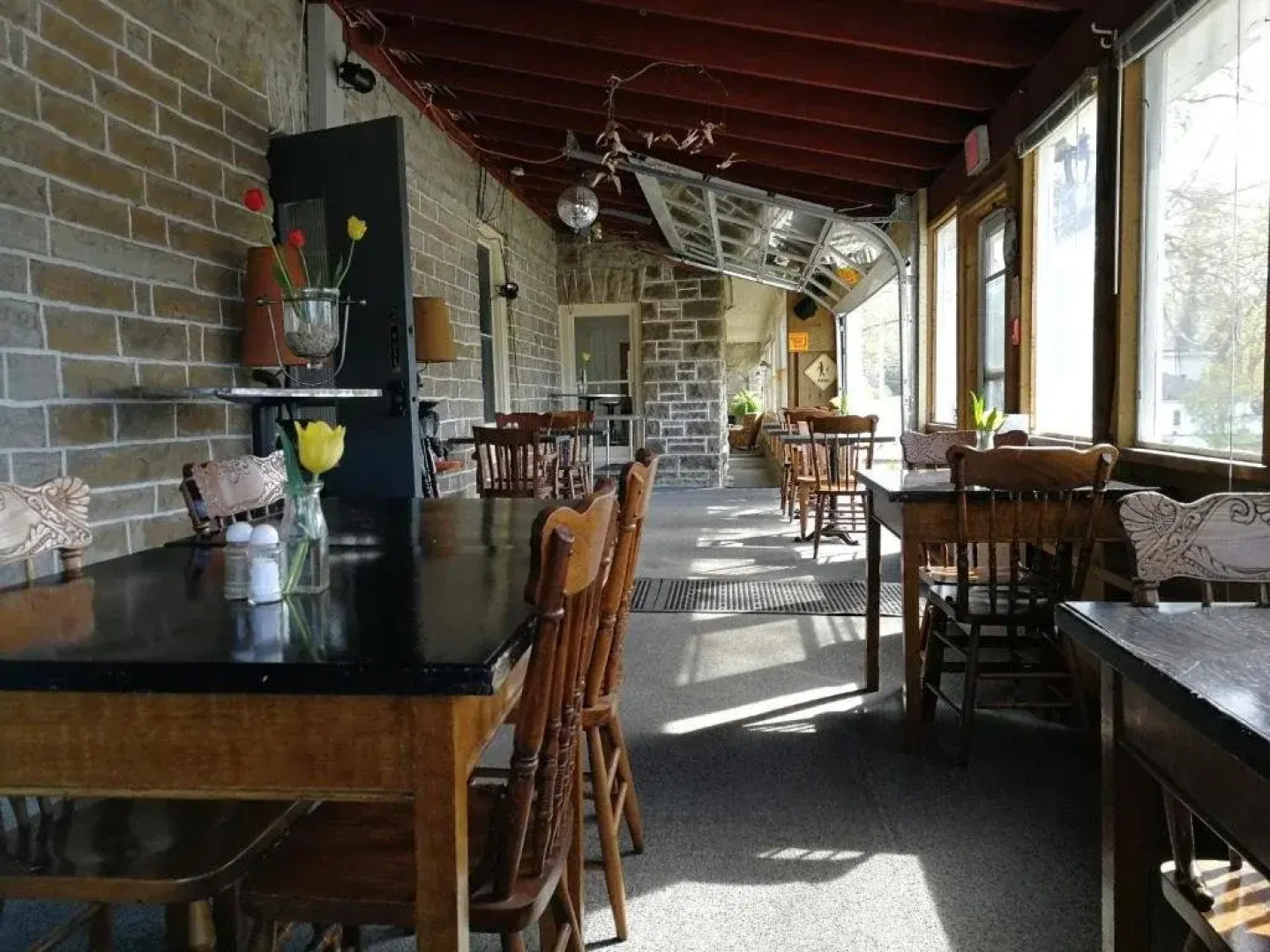 Holiday Country Manor