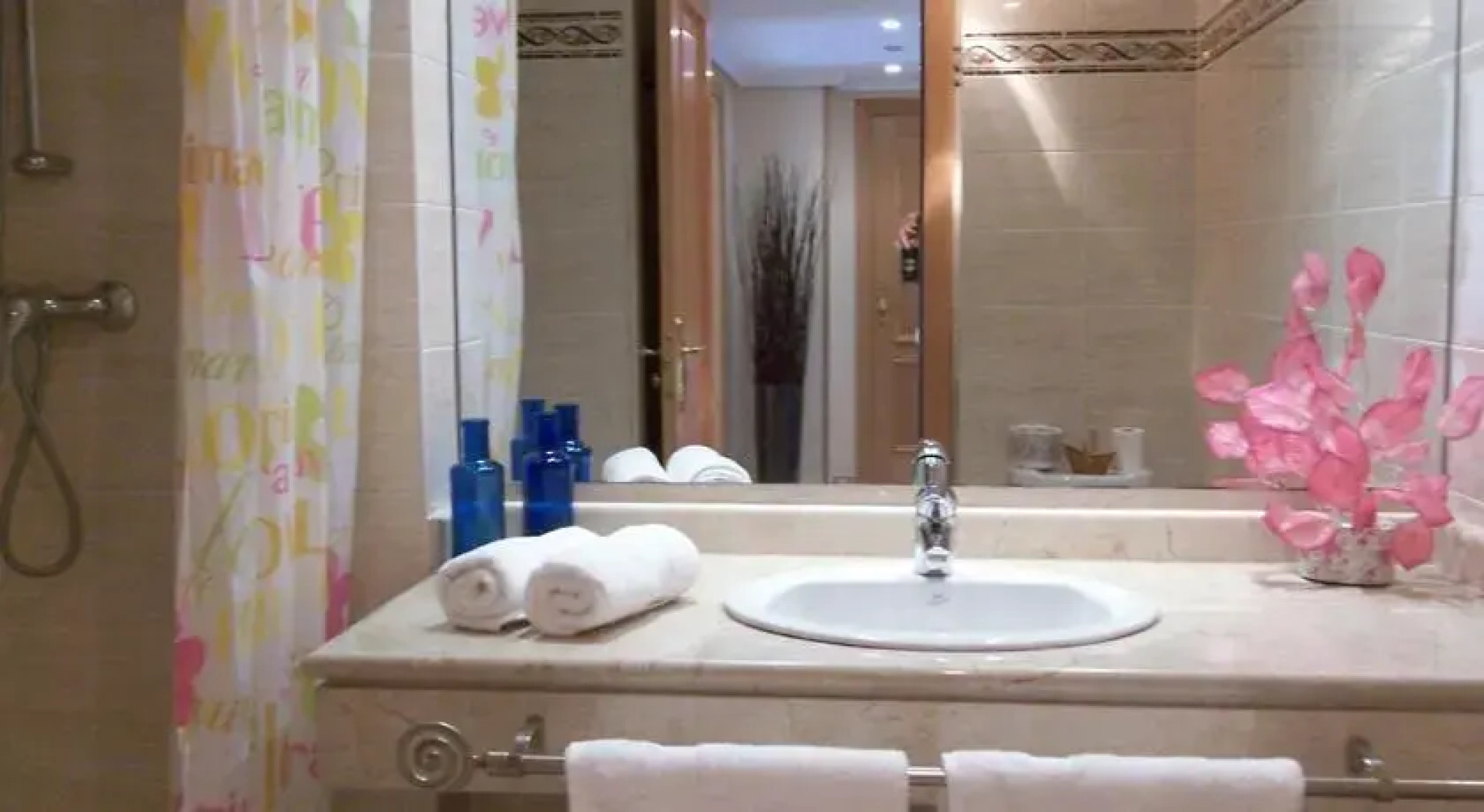 Fantastic Seaview Penthouse in luxury complex