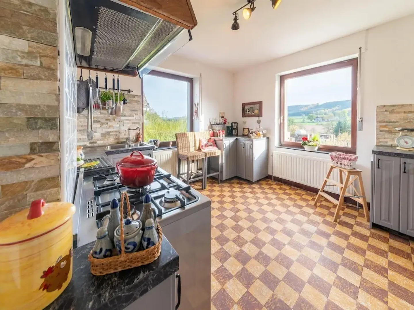 Farmhouse Kalys in Vielsalm With 180° View of the Forest