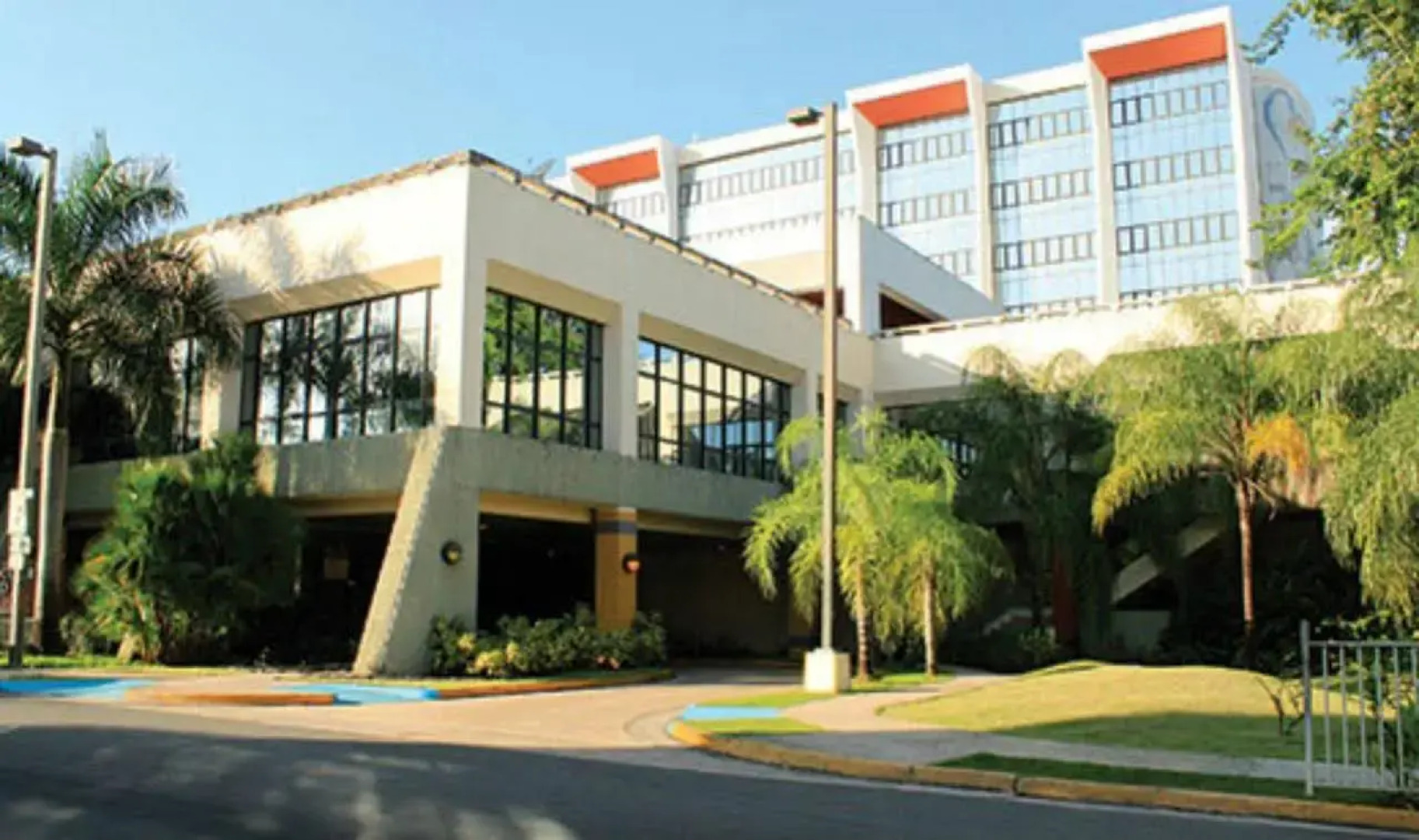 Howard Johnson Centro Cardiovascular San Juan