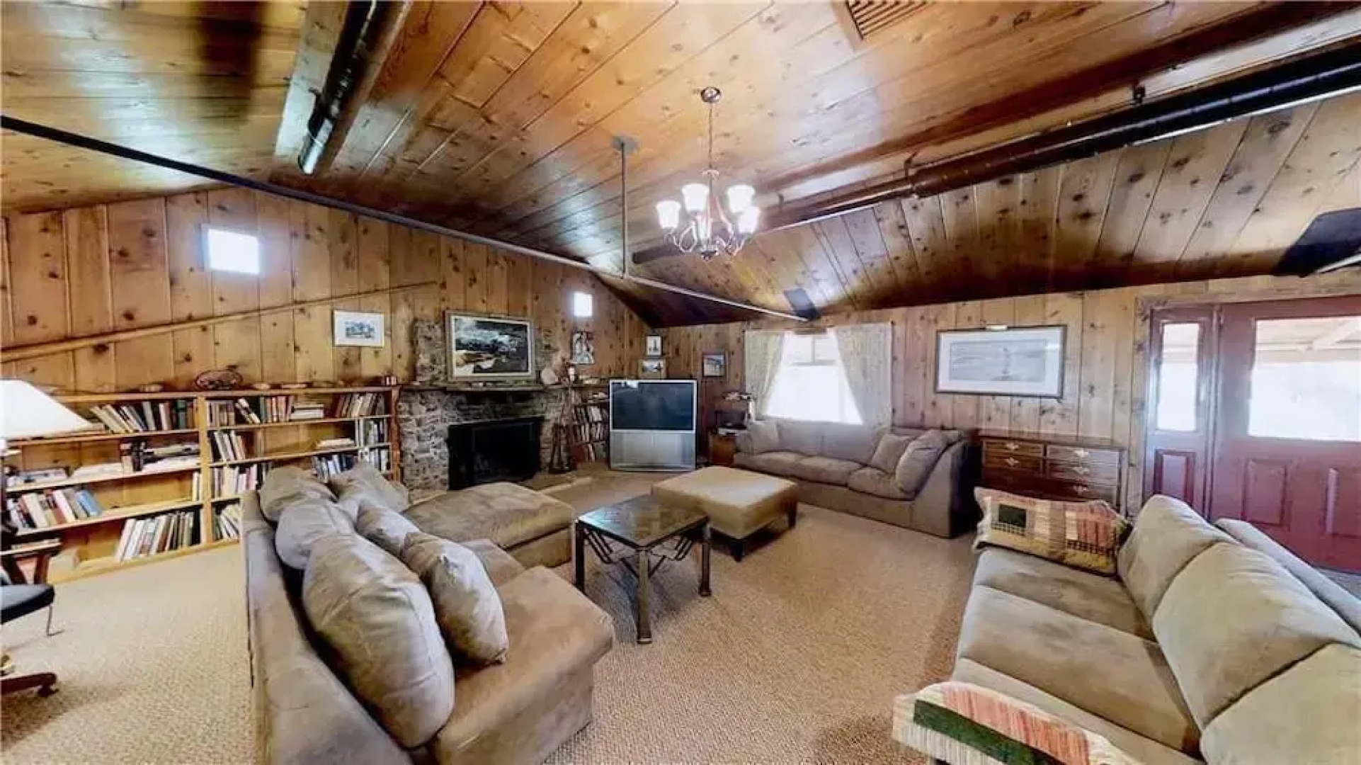 Pack Creek Lodge Suite by RedAwning