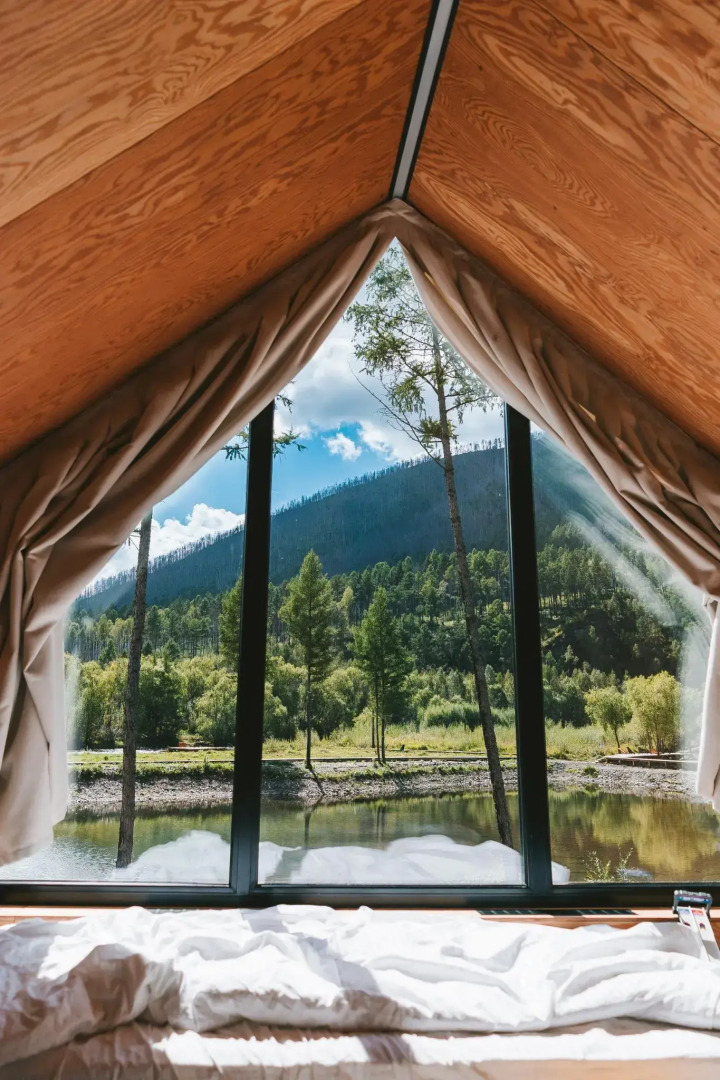 Khan Glamping Goloustnoye (Хан Глэмпинг Голоустное)