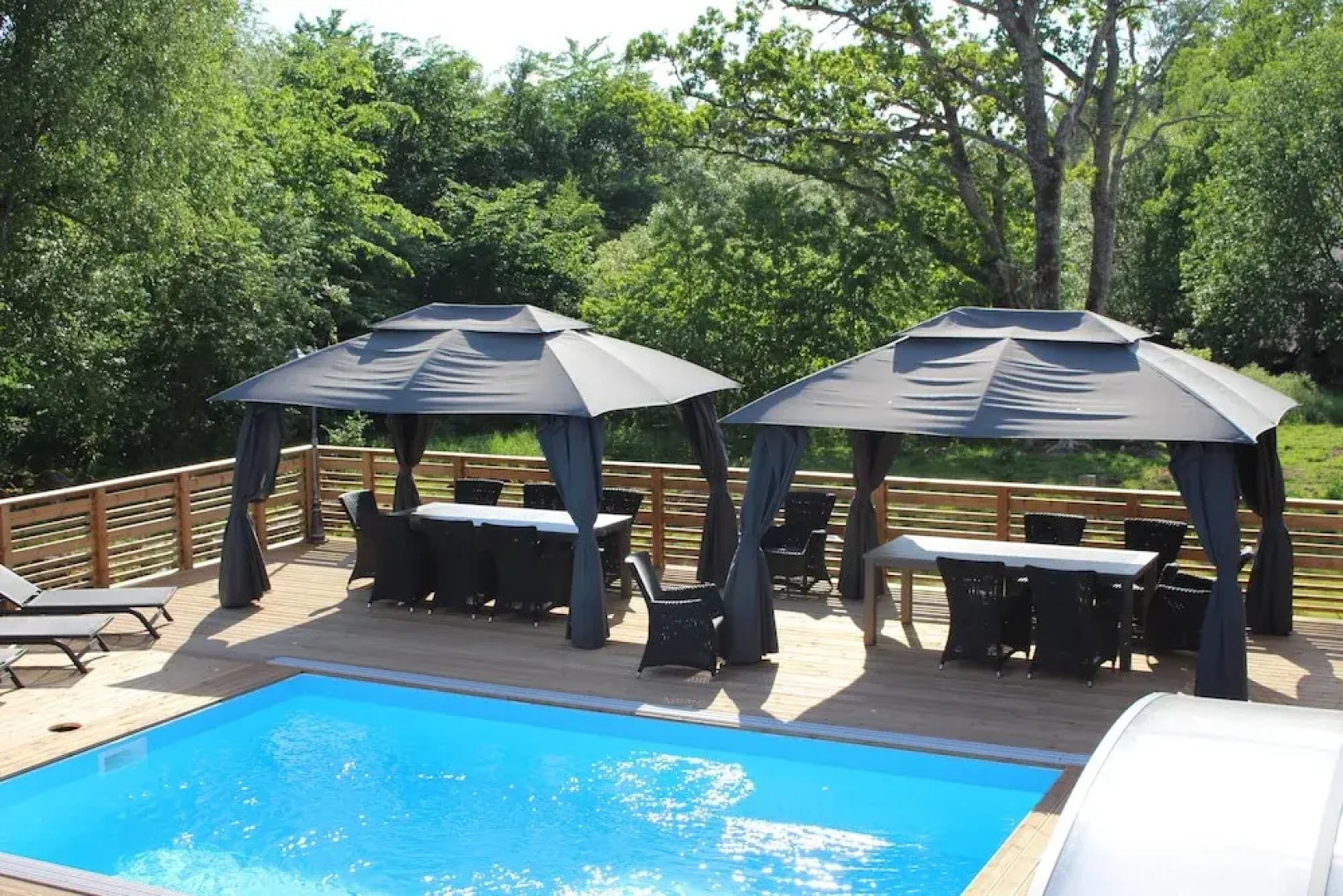 Semesterbyn Kåranäs