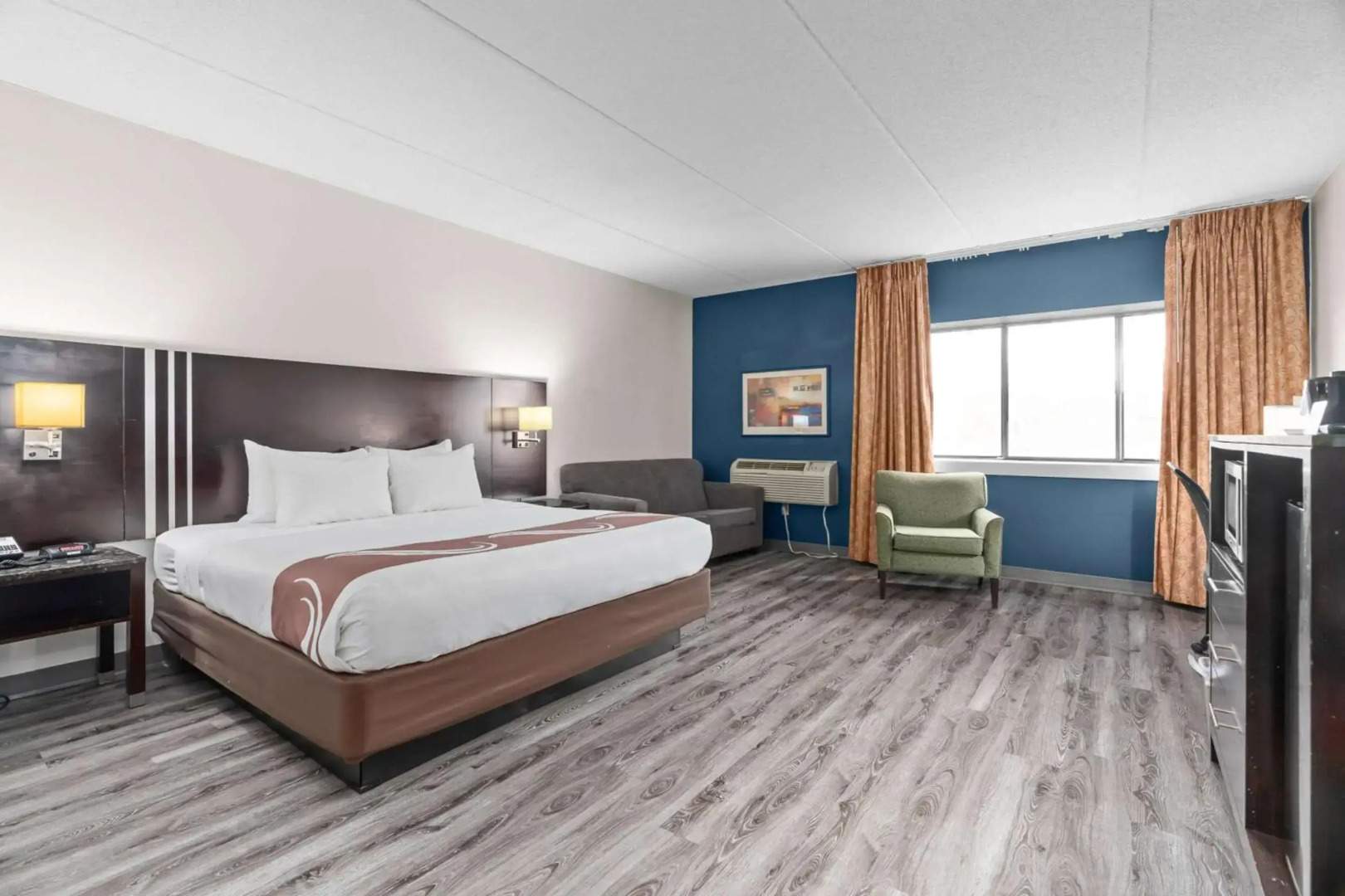 Quality Inn & Suites Mall of America - MSP Airport