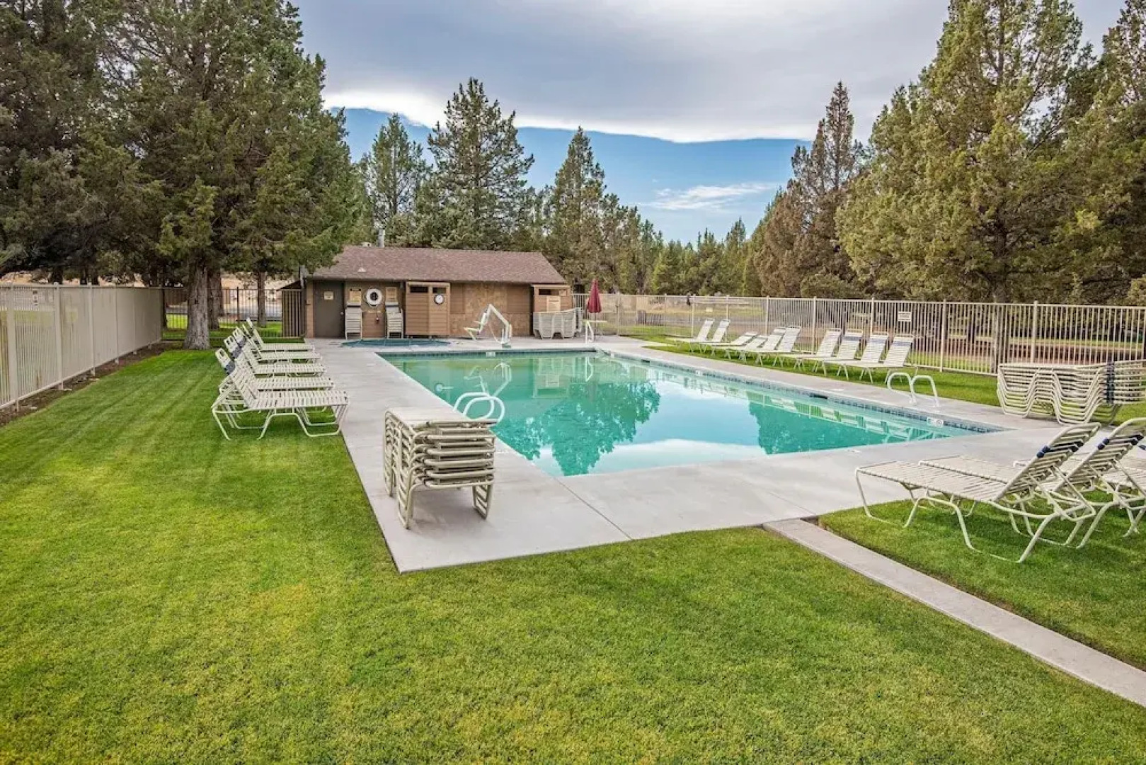 Eagle Crest on the Green