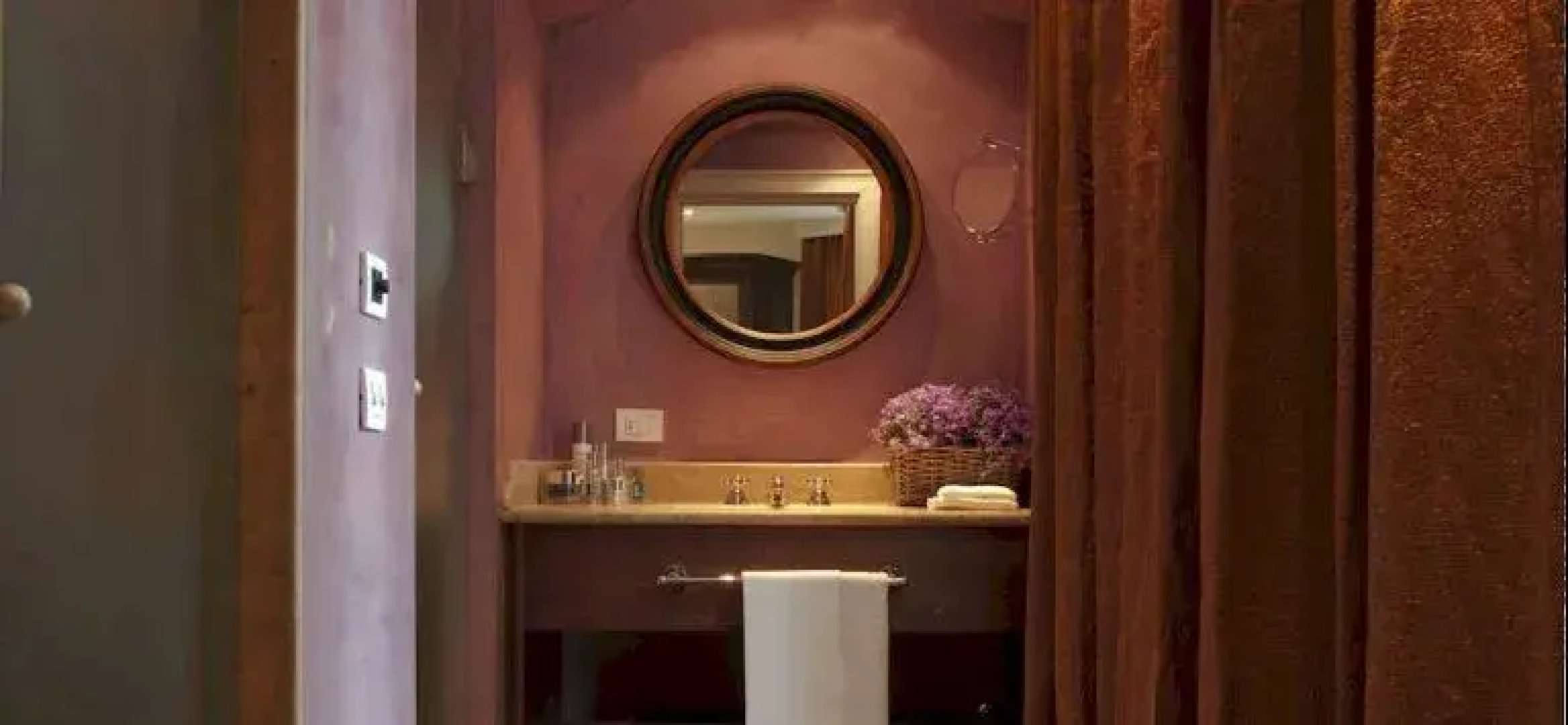 CastaDiva Residences