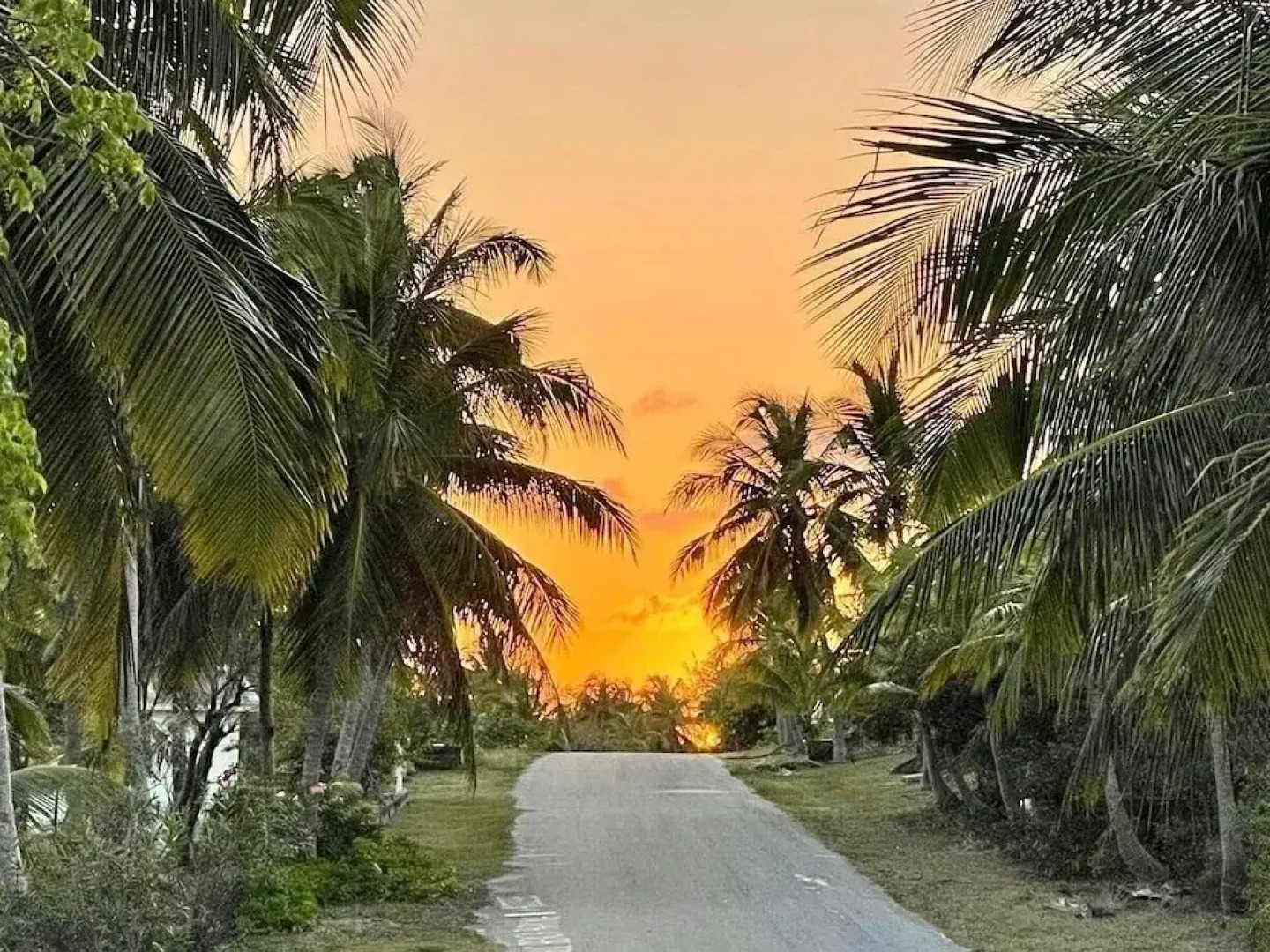 Blue Love Point 5 Bedroom Home