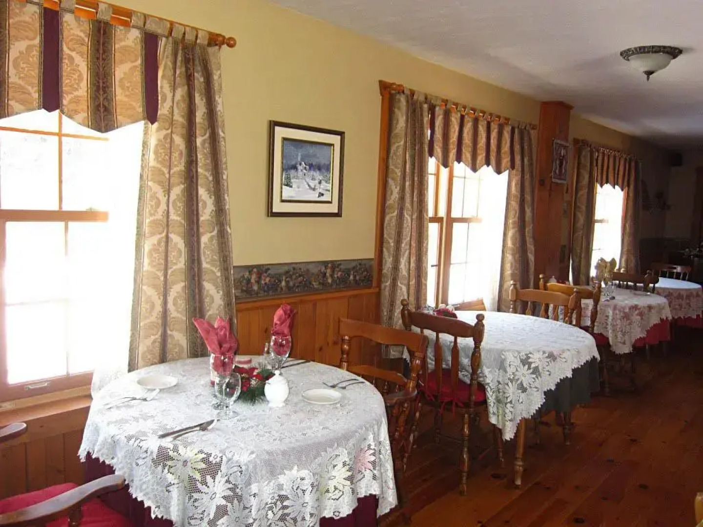 Auberge Aux Toits Rouges