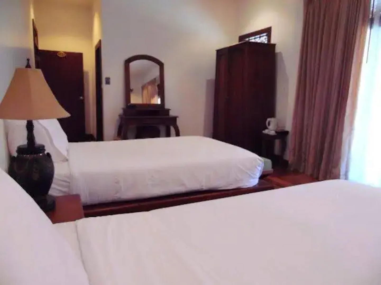 Arissara House Boutique Hotel