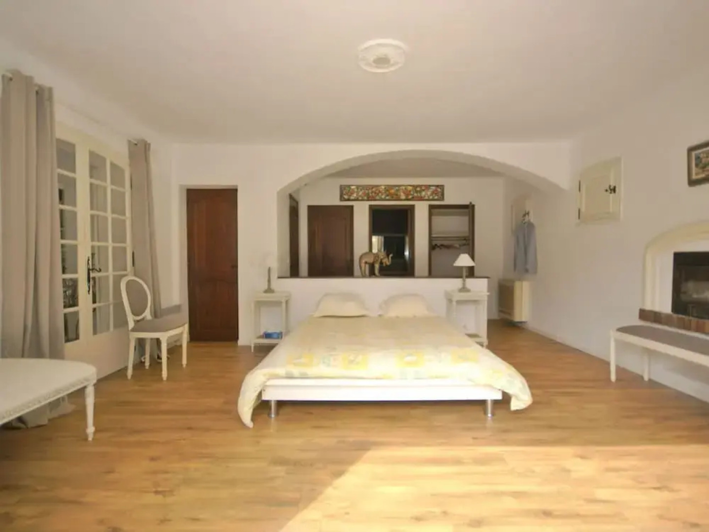 Top! Villa With Heated Jacuzzi, Private Pool, Large Lawn and Outdoor Kitchen