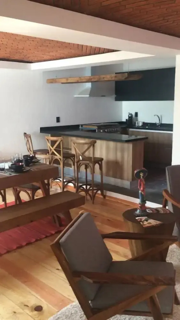 Casa Almendro - Near Union Garden