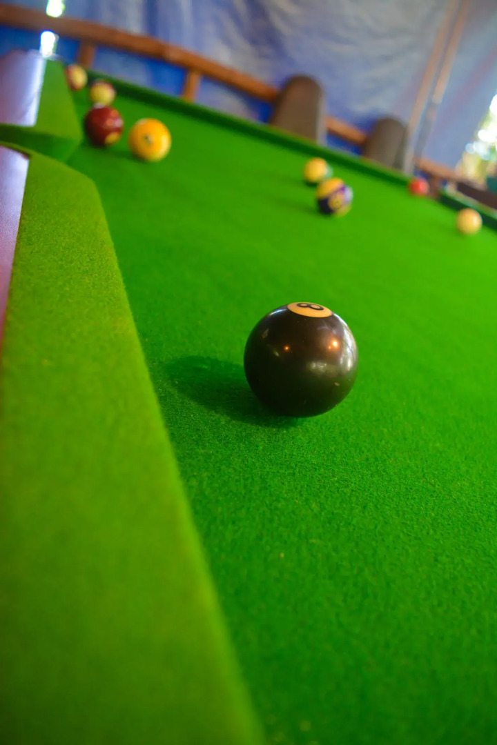 Shiny Lakeside Resort