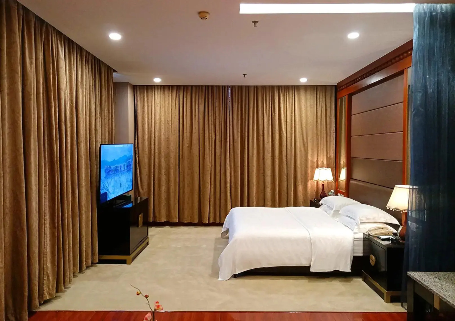 Osotto Recreation Hotel