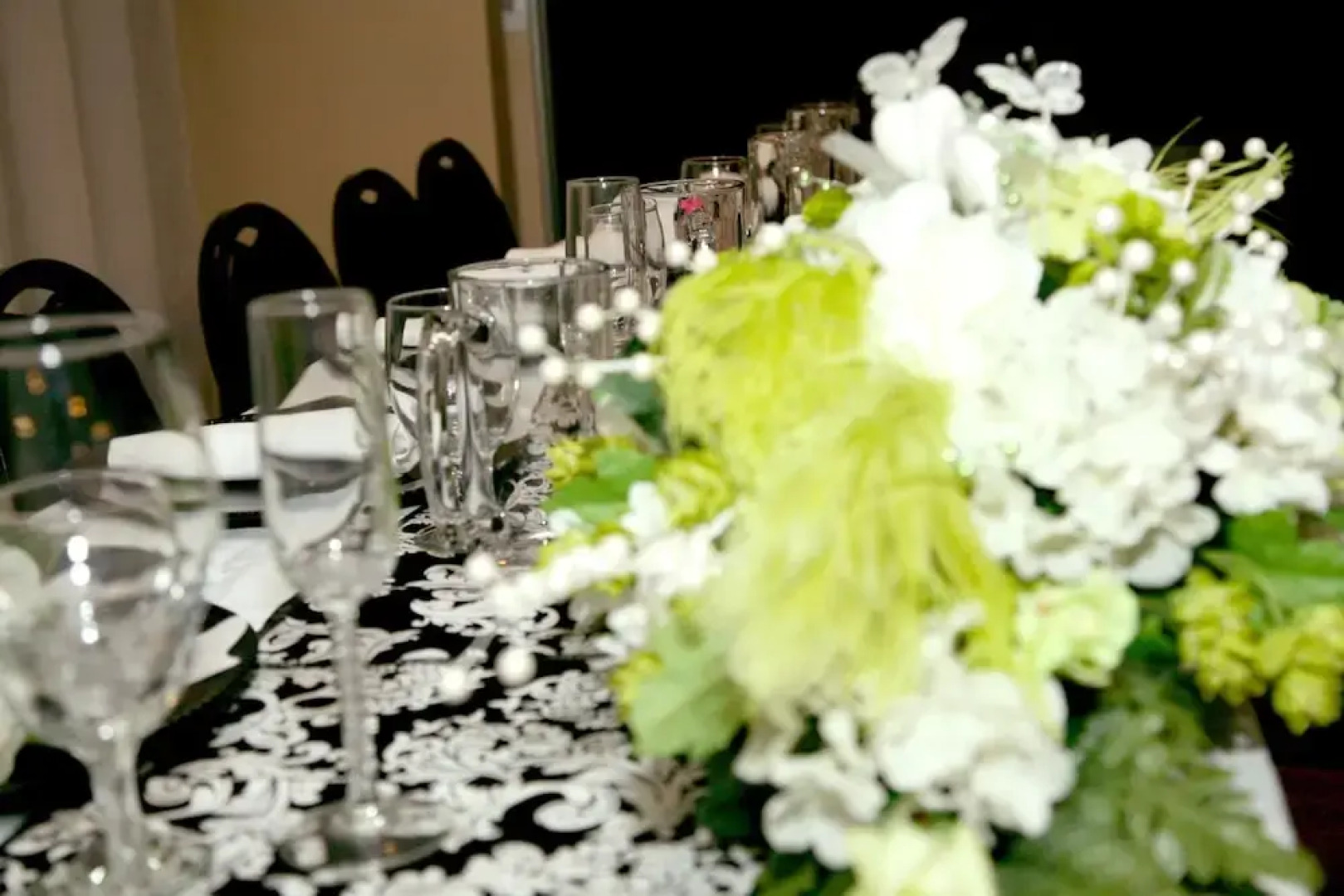 Gladstone Inn & Suites