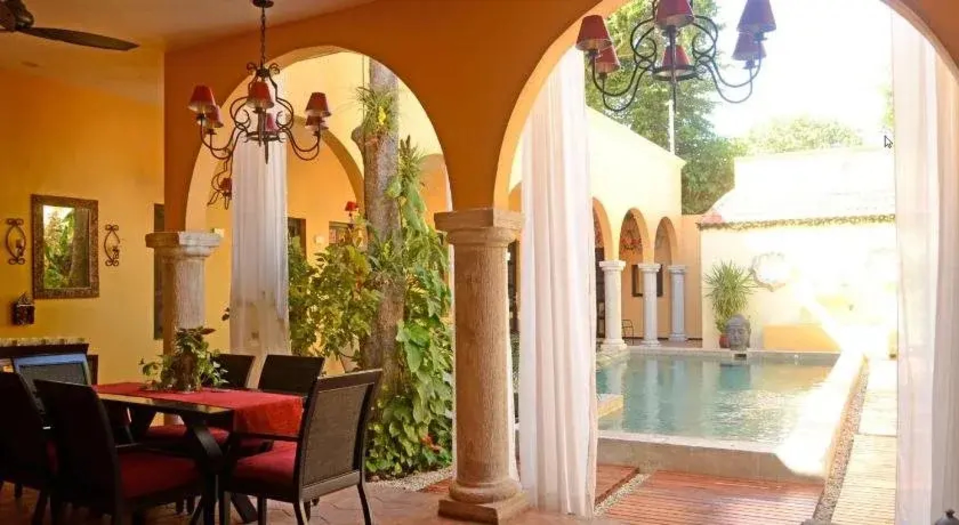Ochenta Y Dos an urban bed & breakfast