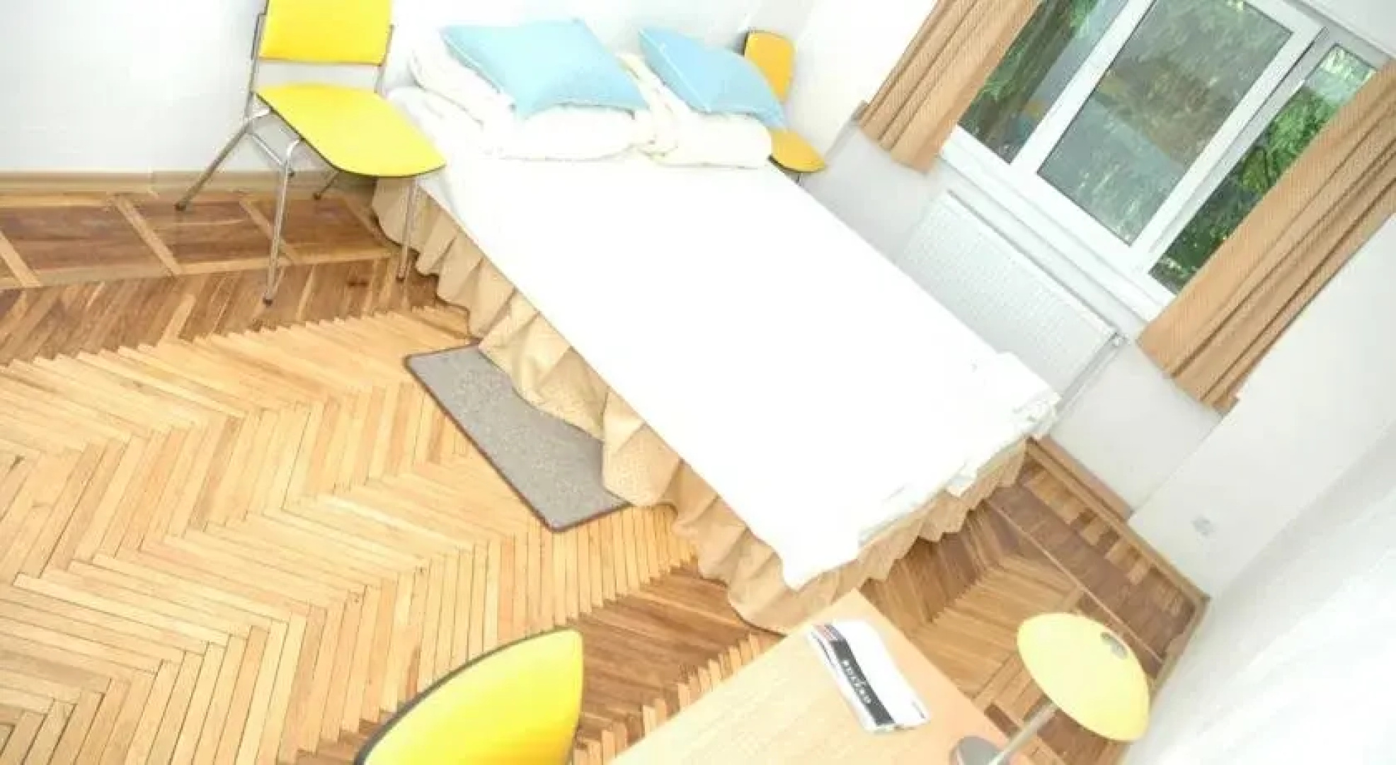 Yellow House Hostel