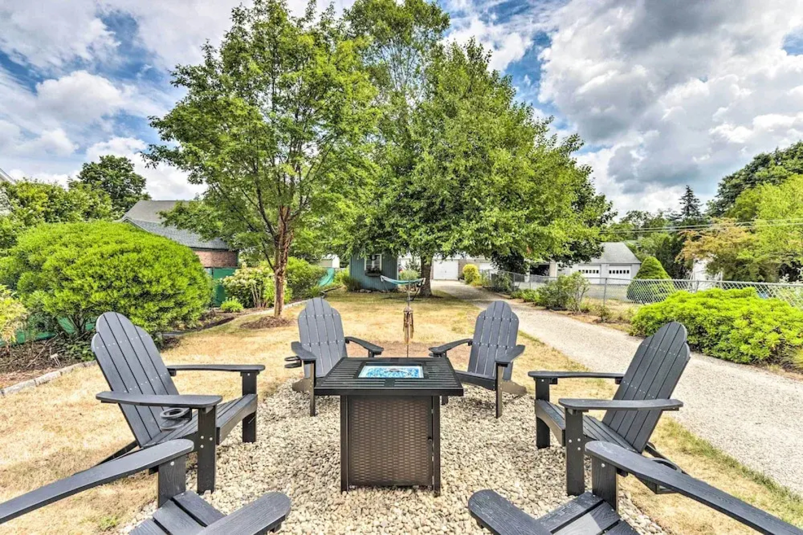 Walkable New Haven Retreat w/ Ocean Views!