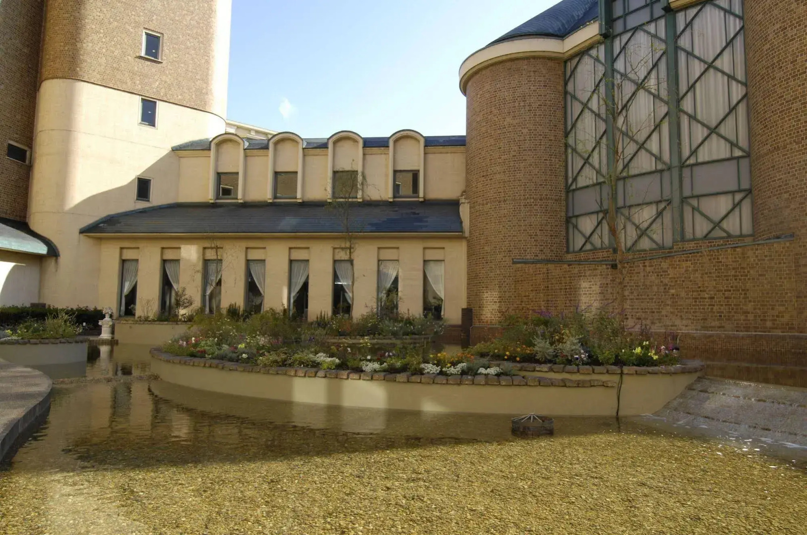 Royal Oak Hotel Spa & Gardens