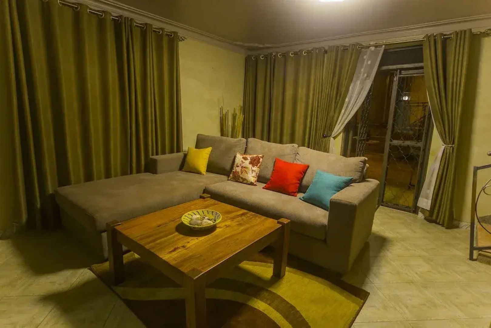 Victoria Breeze Hotel Apartment