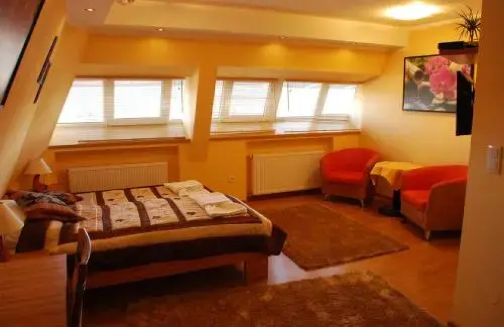 Piramida Hotel & Restaurant