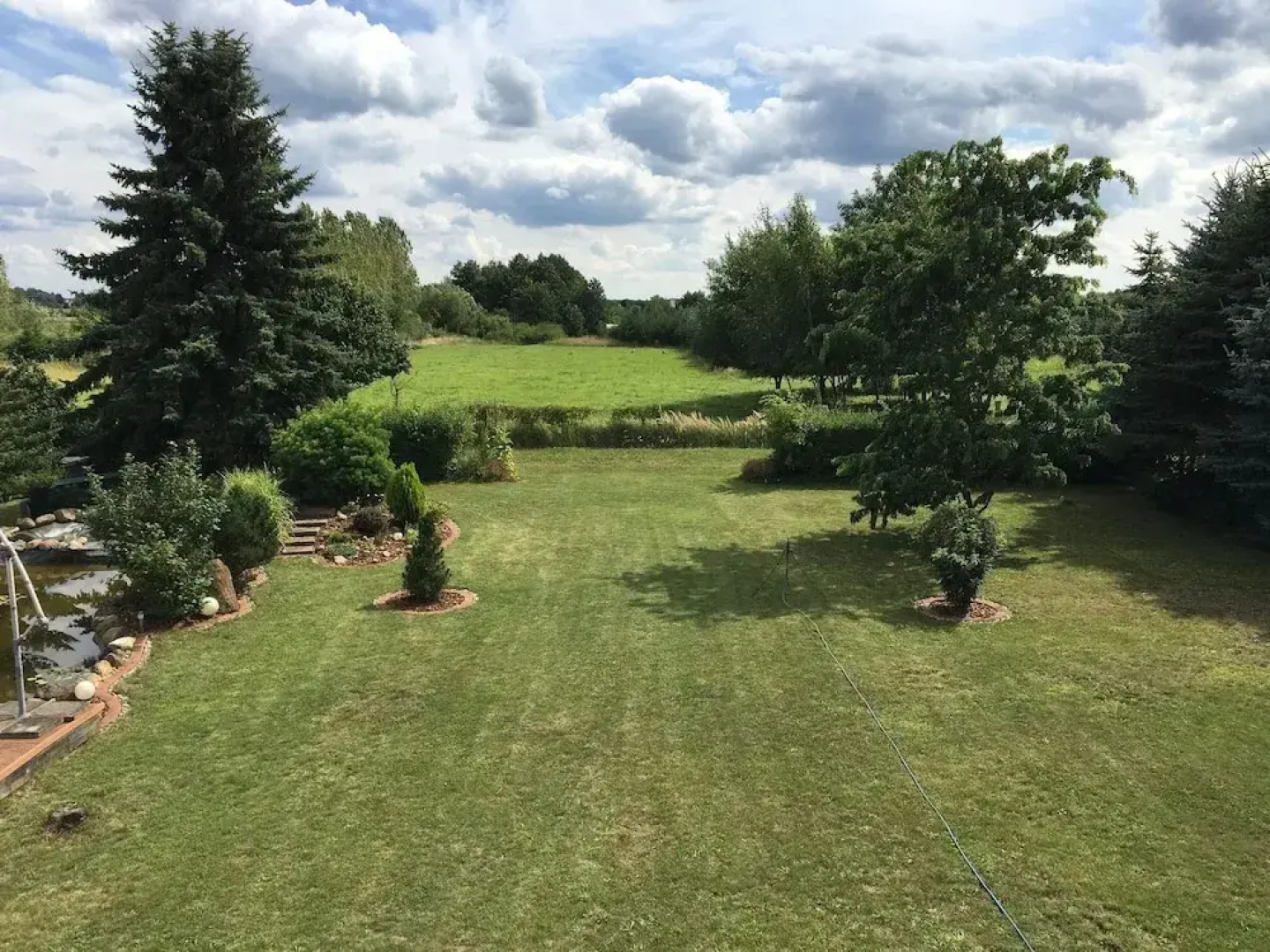 Idyllische Ferienwohnung mit Garten