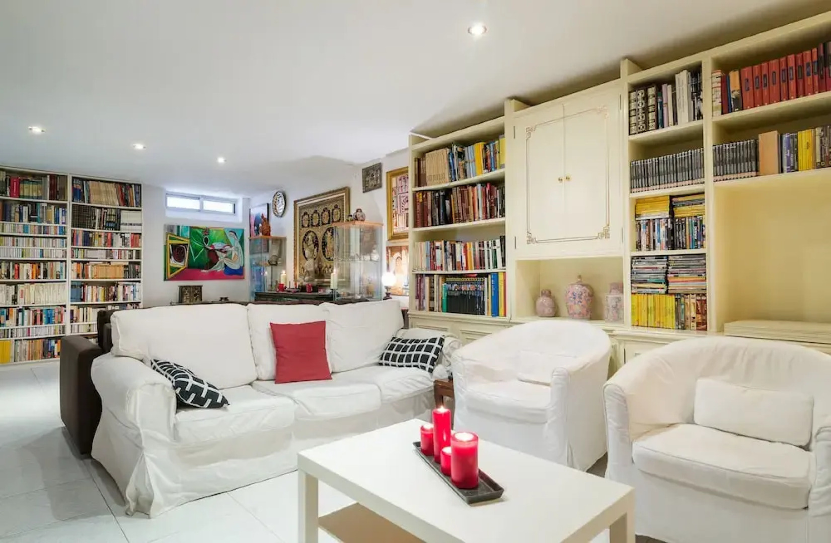 Preciosa villa mar y montaña