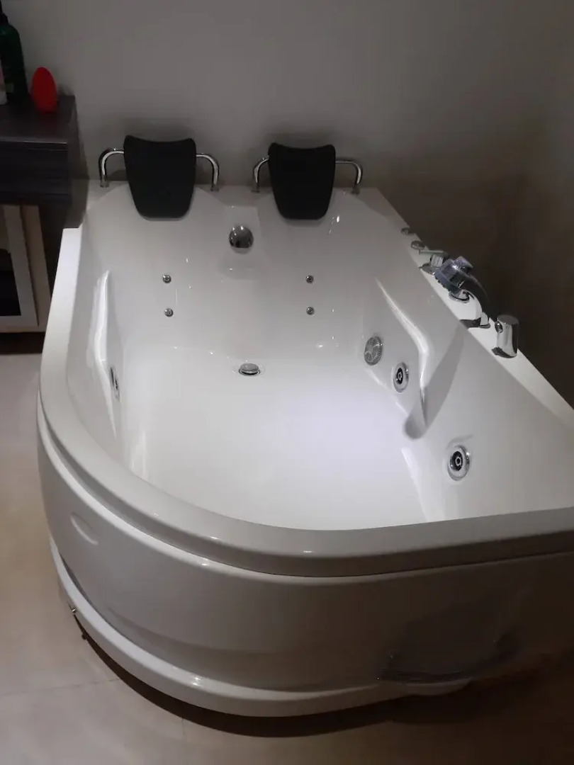 Relaxation in Waterloo, 2 Steps From the Center of Brussels