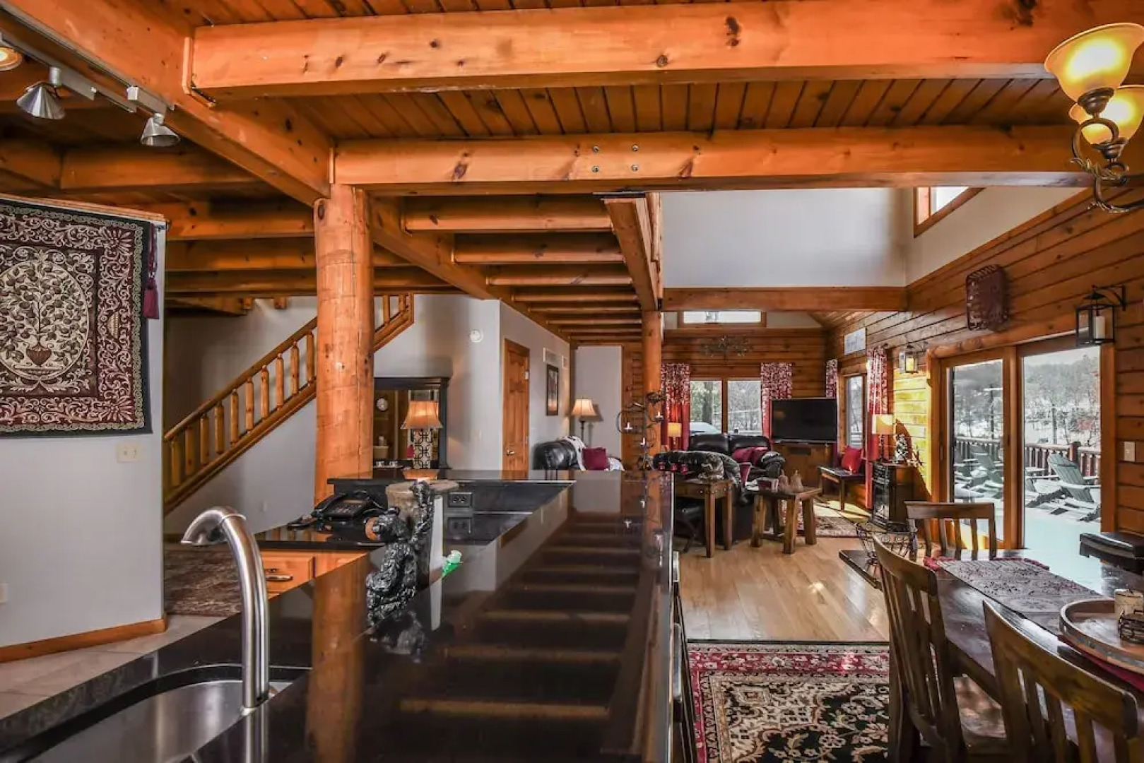 Pinnacle Retreat 5 Bedroom House