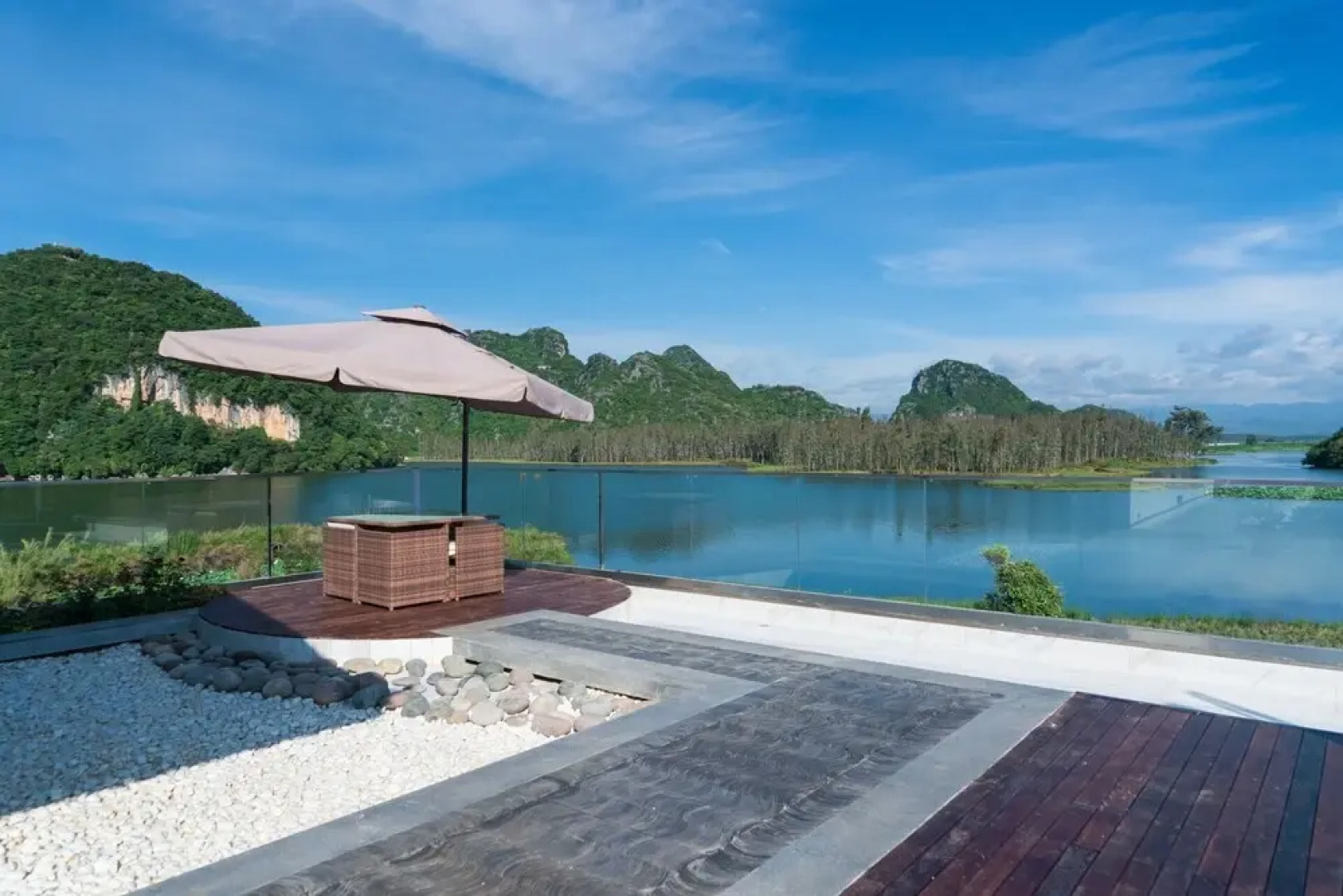 Qingmo Lake View Boutique lnn