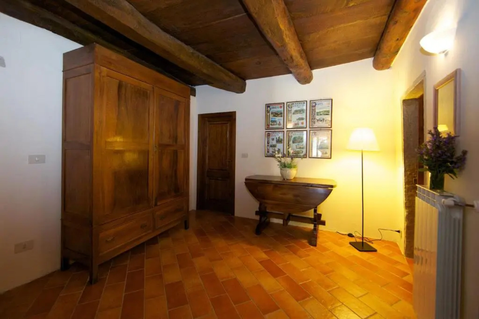 Wonderful private villa for 10 people with private pool, WIFI, TV, terrace, pets allowed and par...