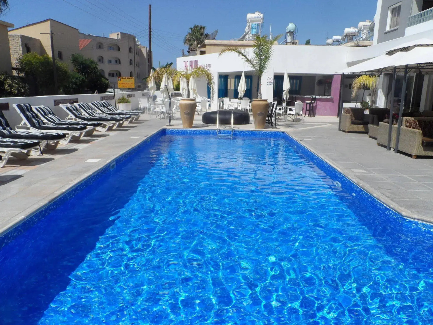 The Palms Hotel Apartments