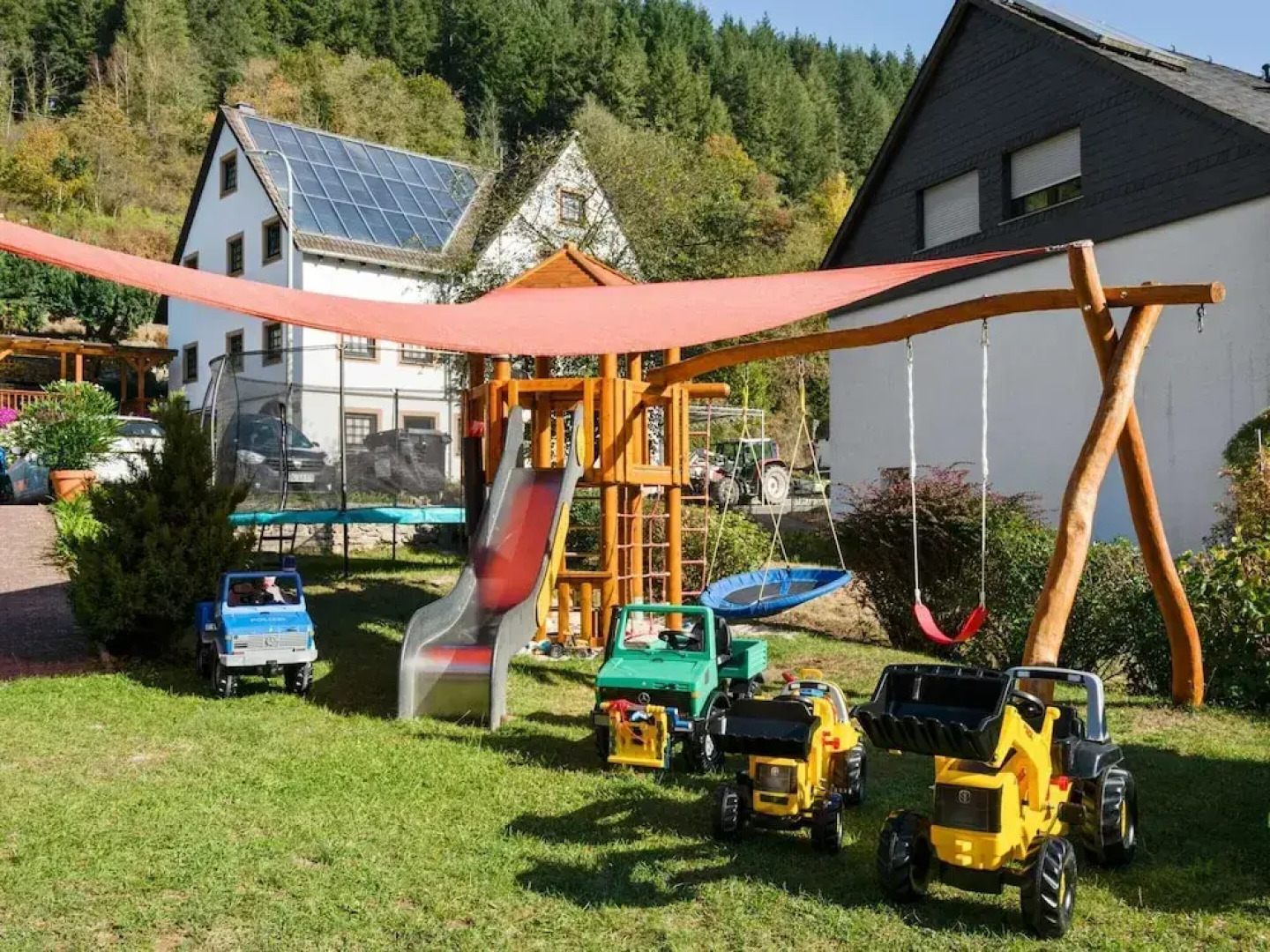 Apartment in the Hunsruck Region's Drohn Valley