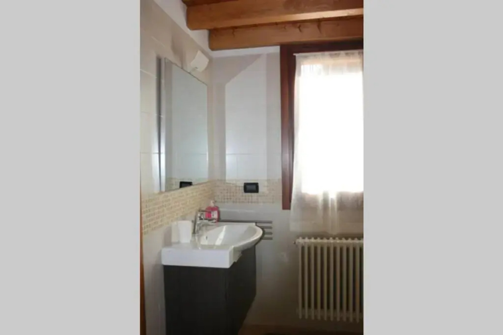 Piscina E Vistalago Crocemenaggio Cir 013145-00318