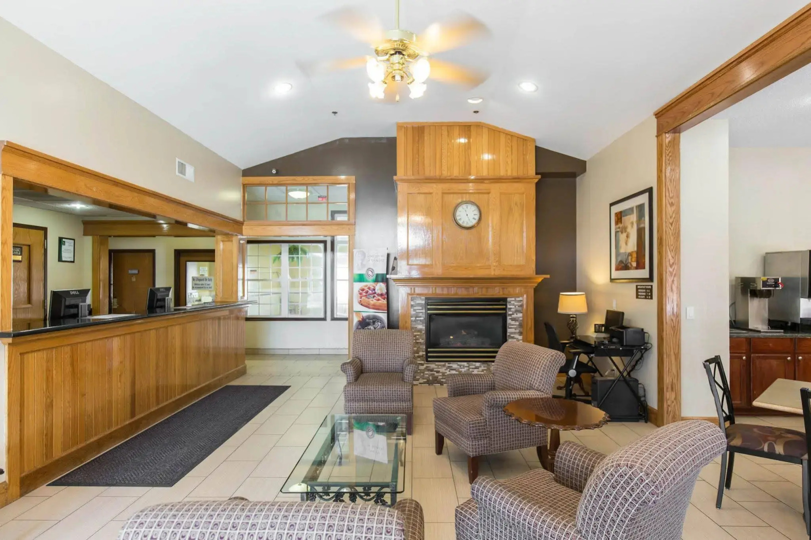 AmericInn by Wyndham Cedar Rapids North