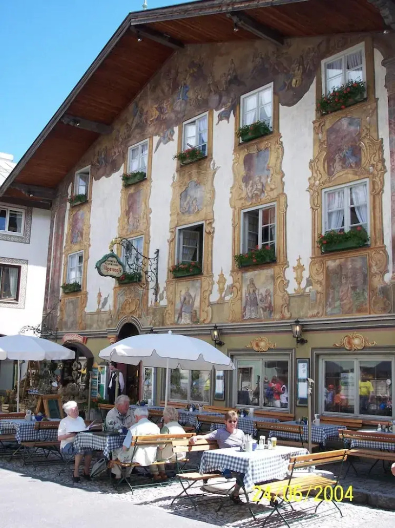 Alpenrose Traditionsgasthof Mittenwald