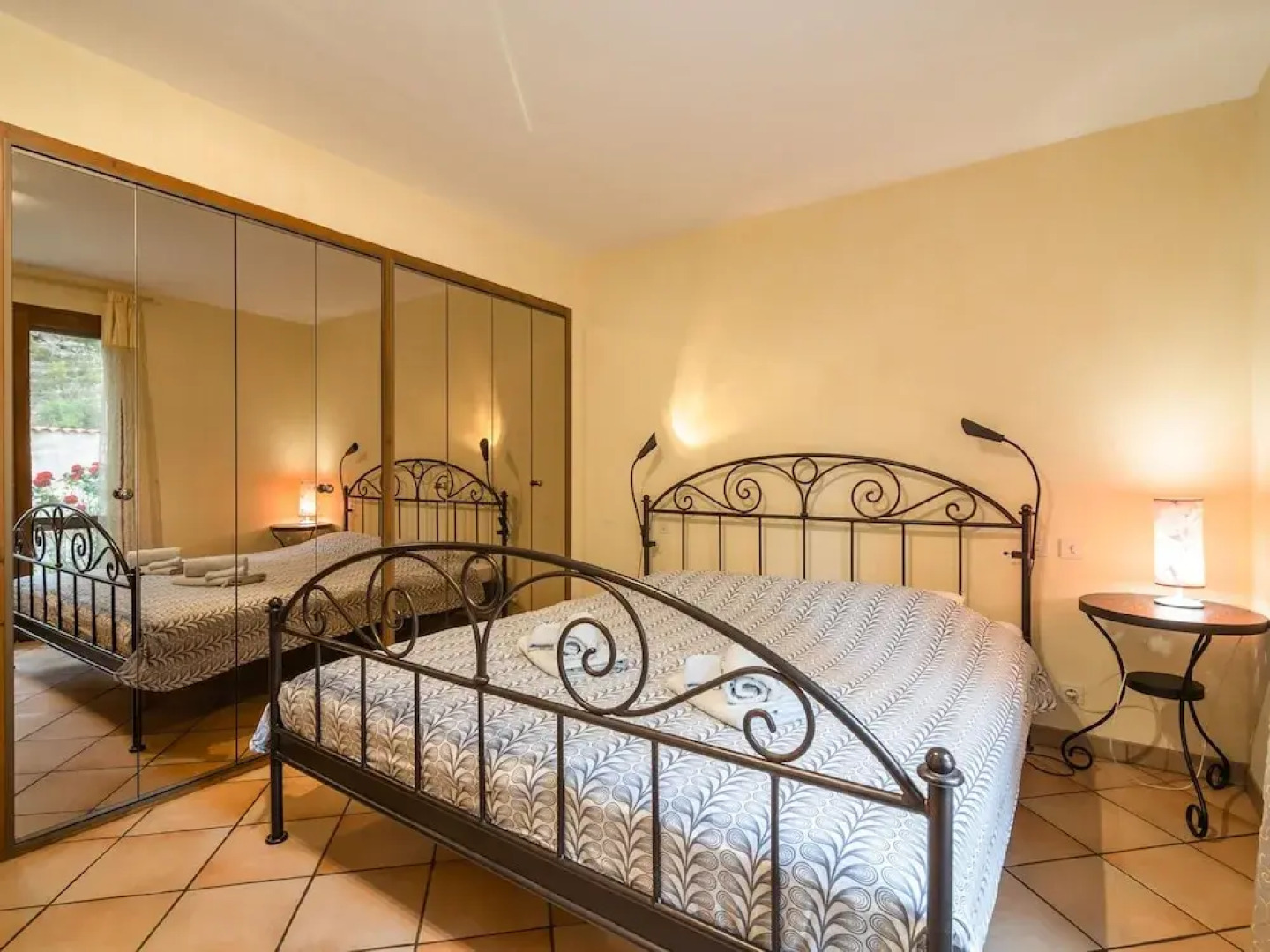 Appealing Villa in Cébazan With Private Swimming Pool