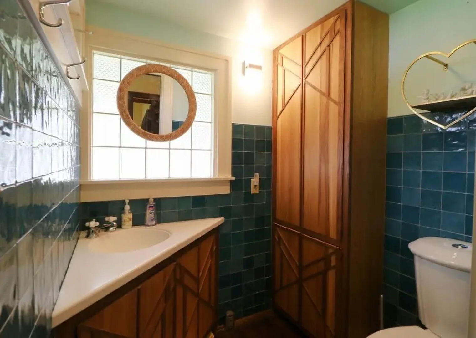 Bagatelle 3 Bedroom Home by Redawning