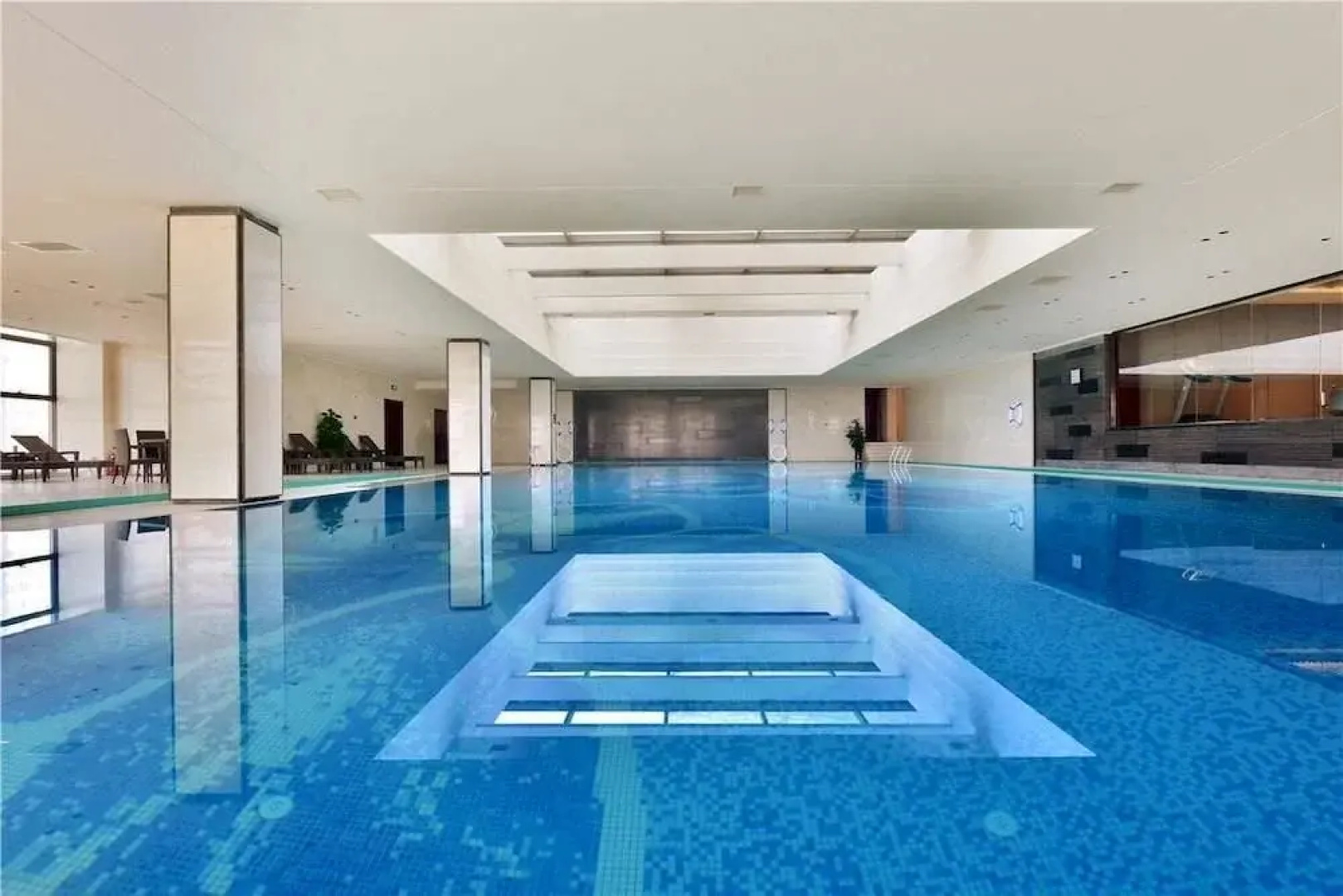 Xuchang Shenghe Lijing Hotel