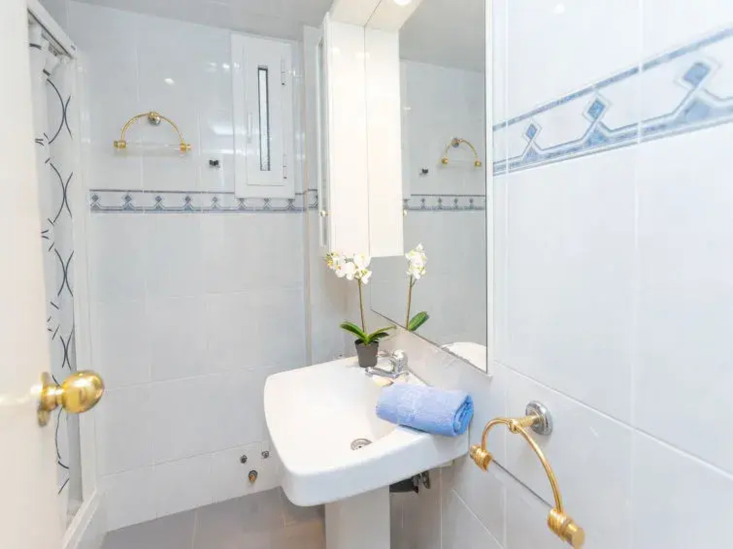 Front Beach - Four Bedroom