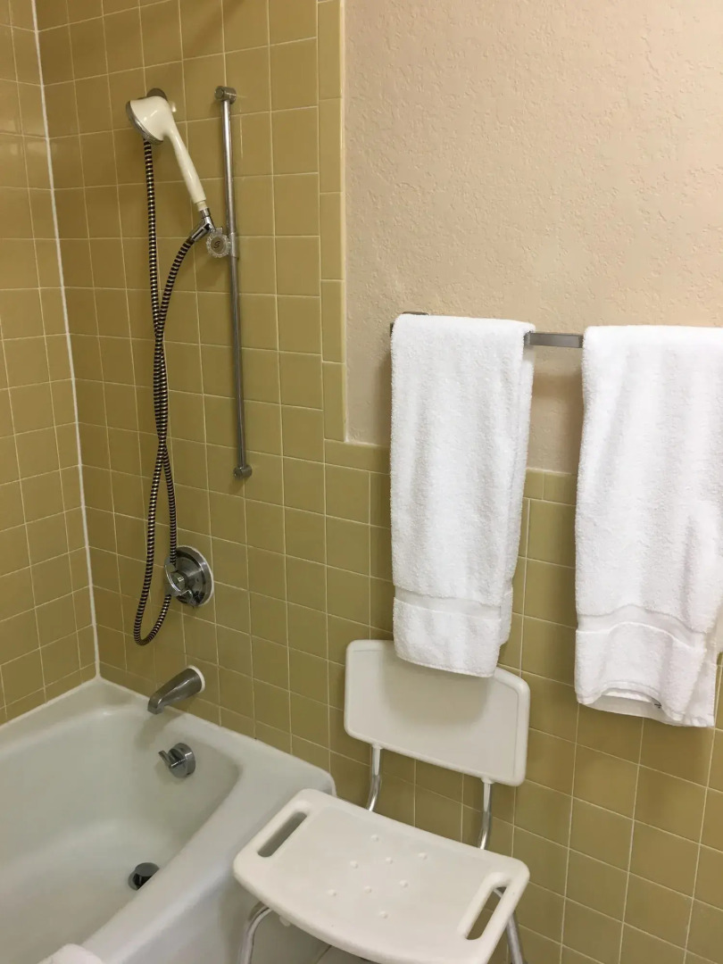 Travelodge by Wyndham Harriman