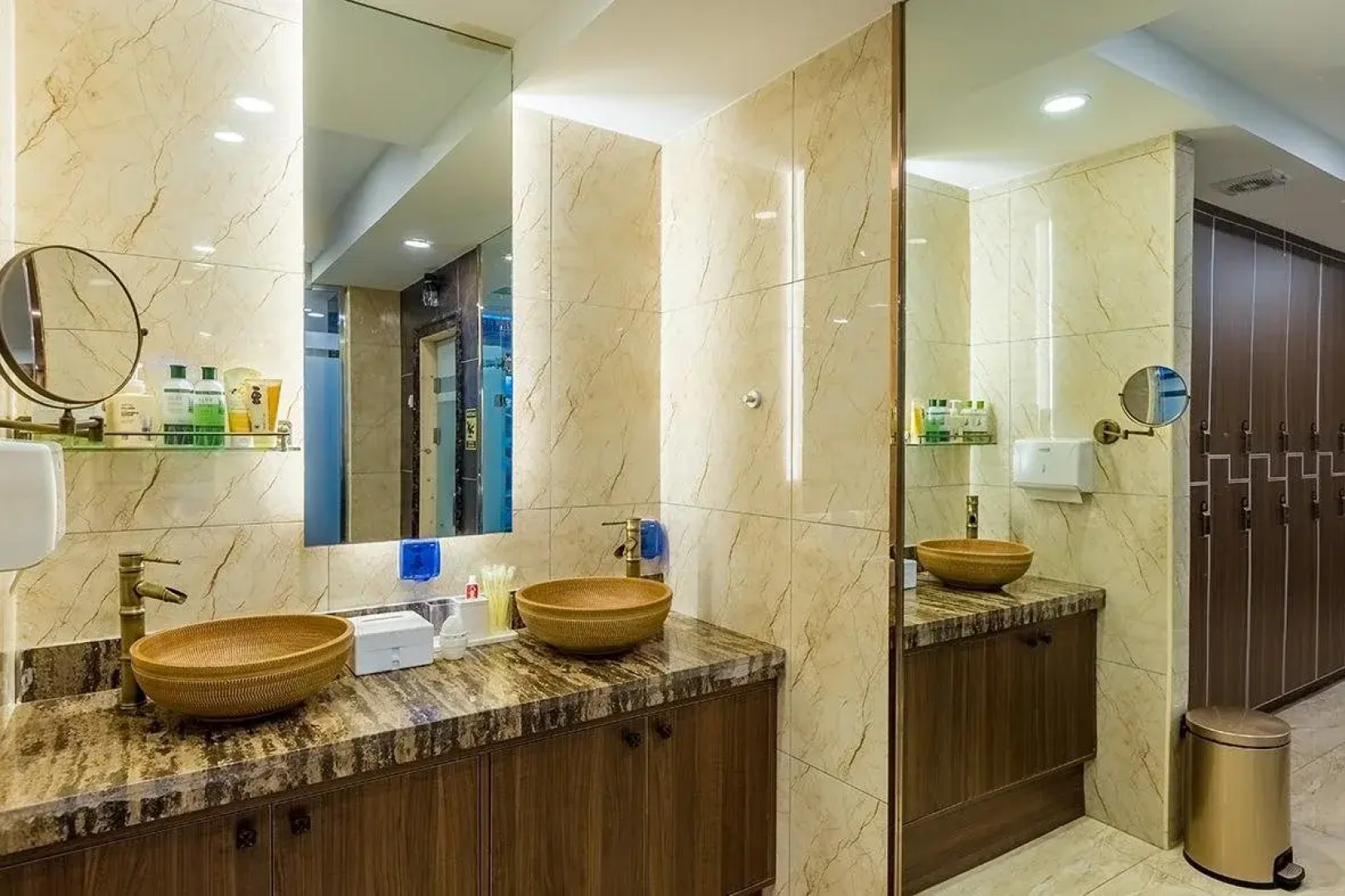 The Grand Hill Hotel