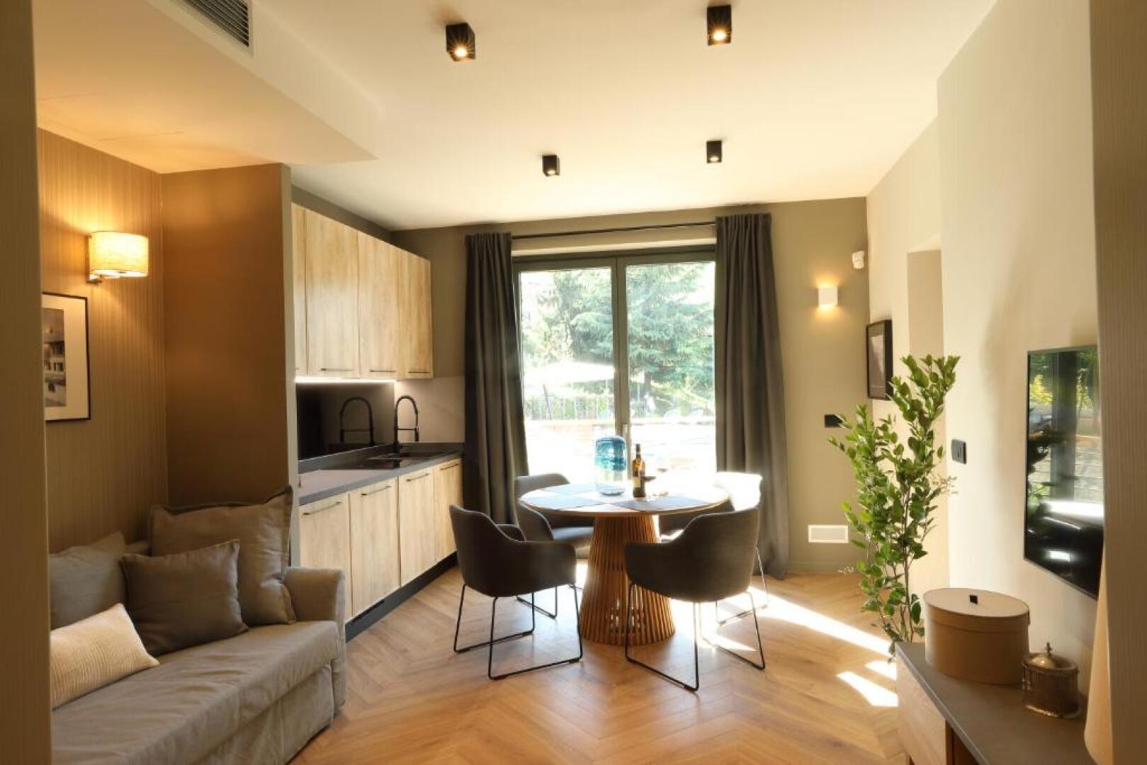 Villa Carla @ Barolo