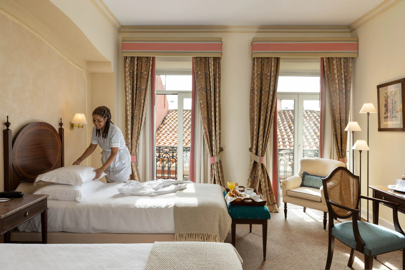 As Janelas Verdes Inn, a Lisbon Heritage Collection