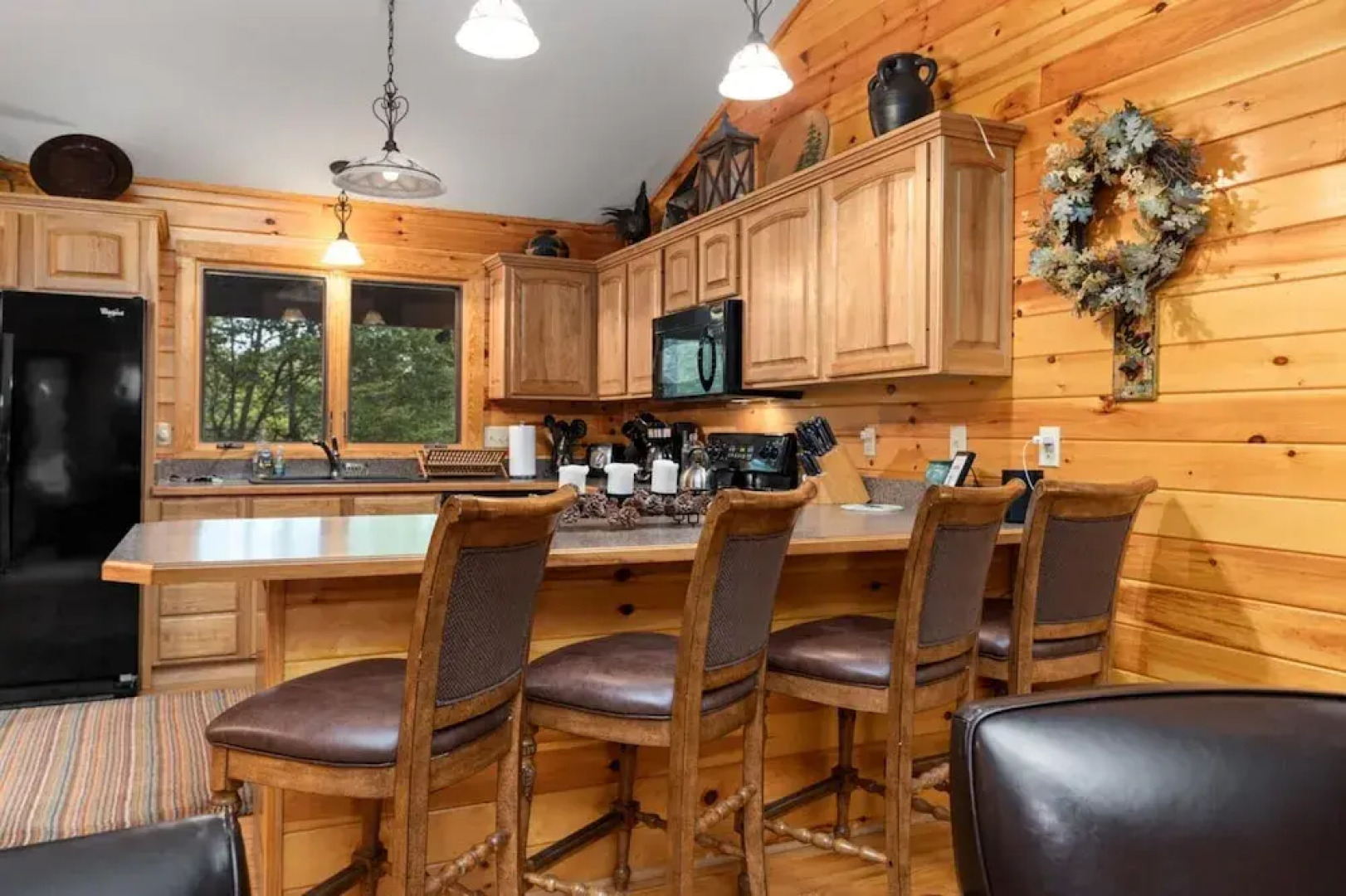 Deer Spring Home at Wintergreen Near to Ski Slopes