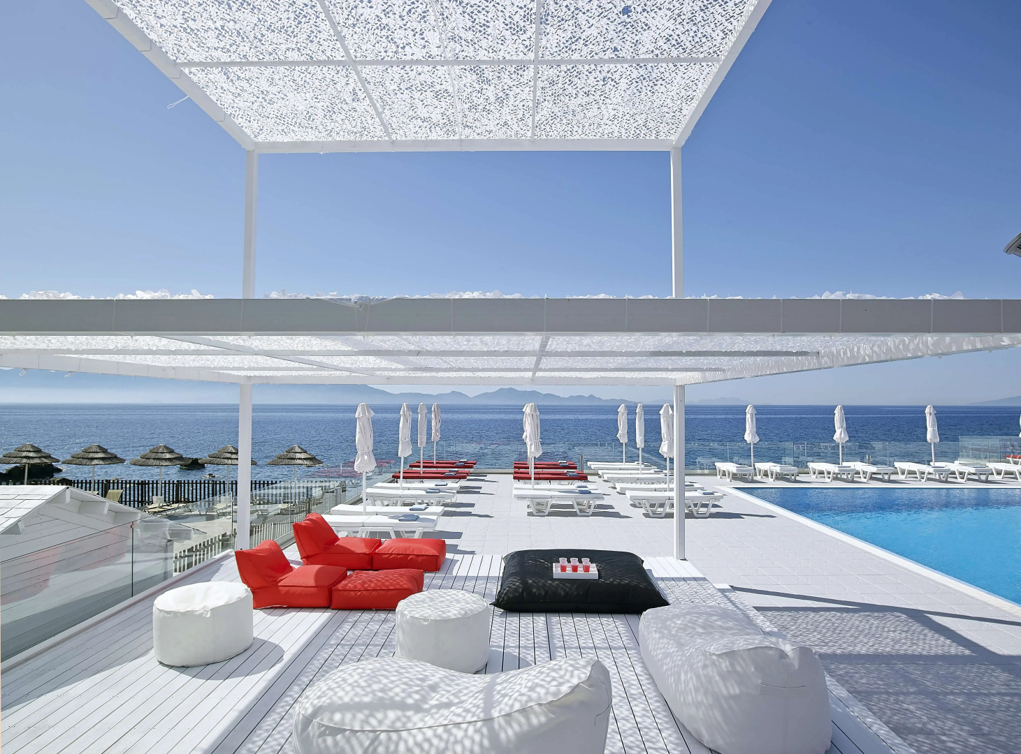 Dimitra Beach Hotel & Suites