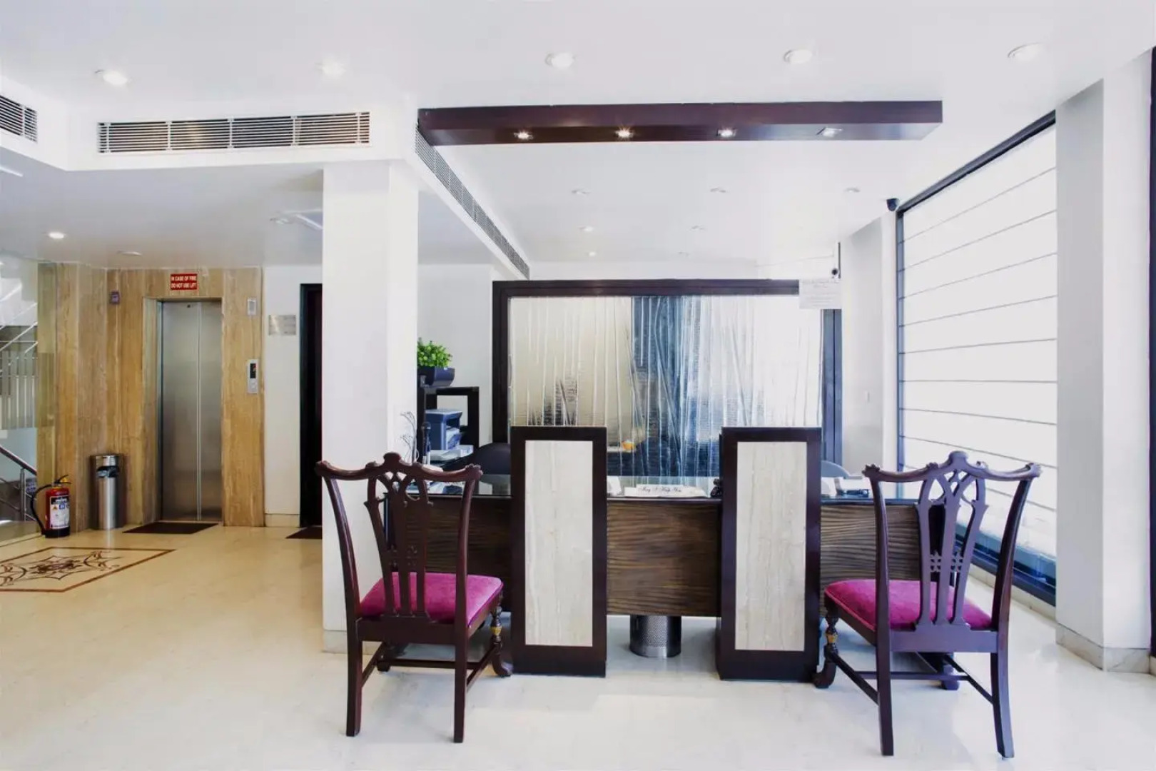 Rockland Hotel - C R Park